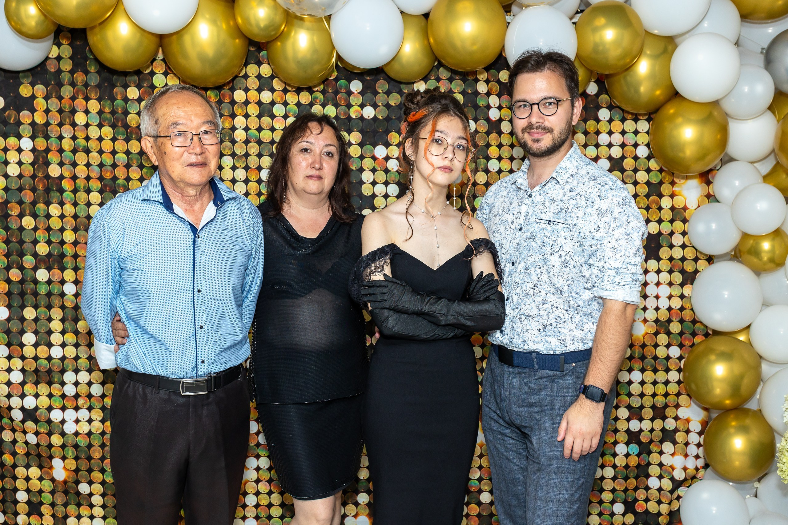 Вручение аттестата и выпускной вечер. Выпускные альбомы Майкоп, Краснодар Елена Золотарева