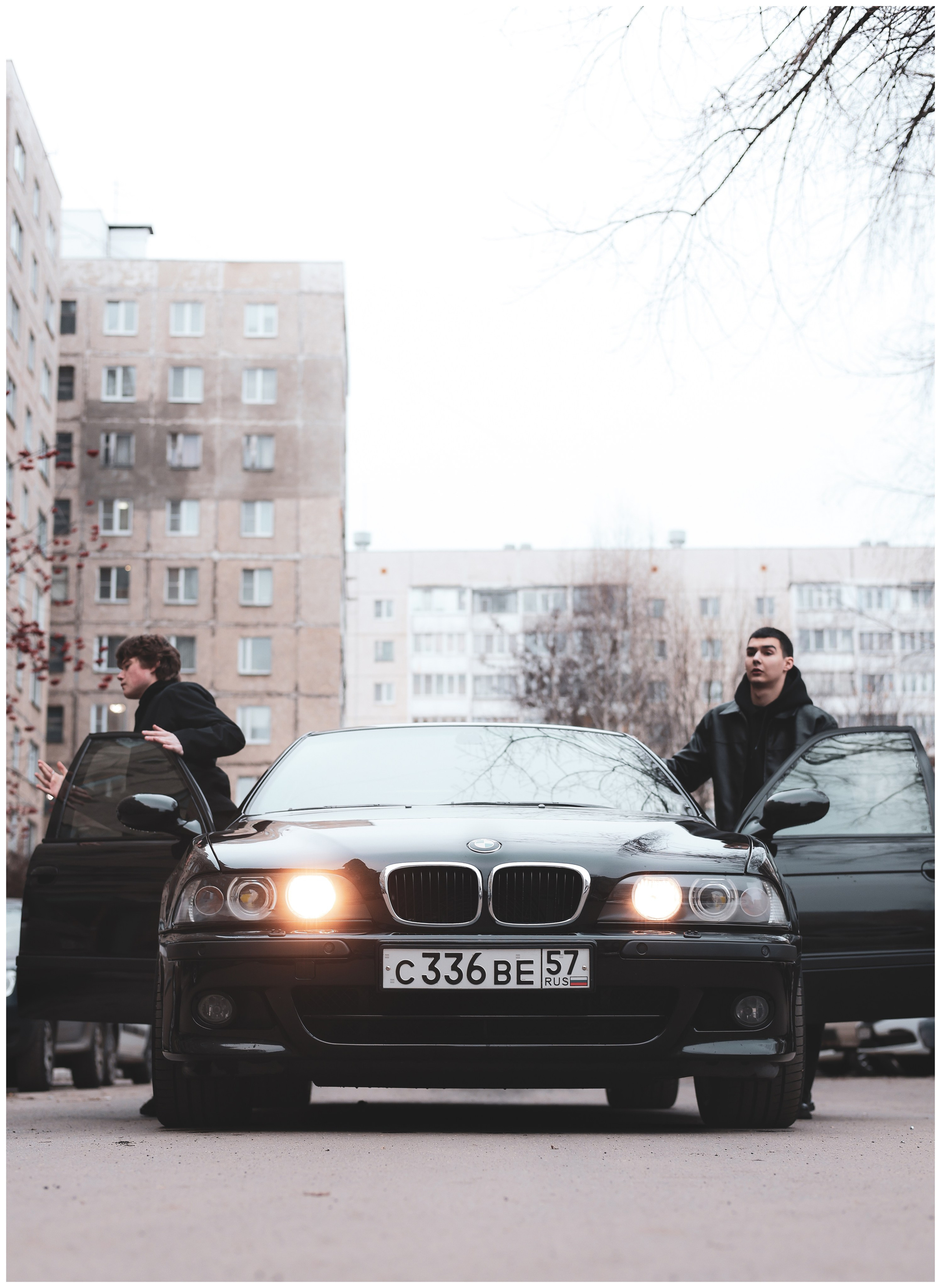 Богдан и Михаил. Портретный фотограф в Орле. Готовые фото за 3 дня! Помощь в позировании. Советы по организации