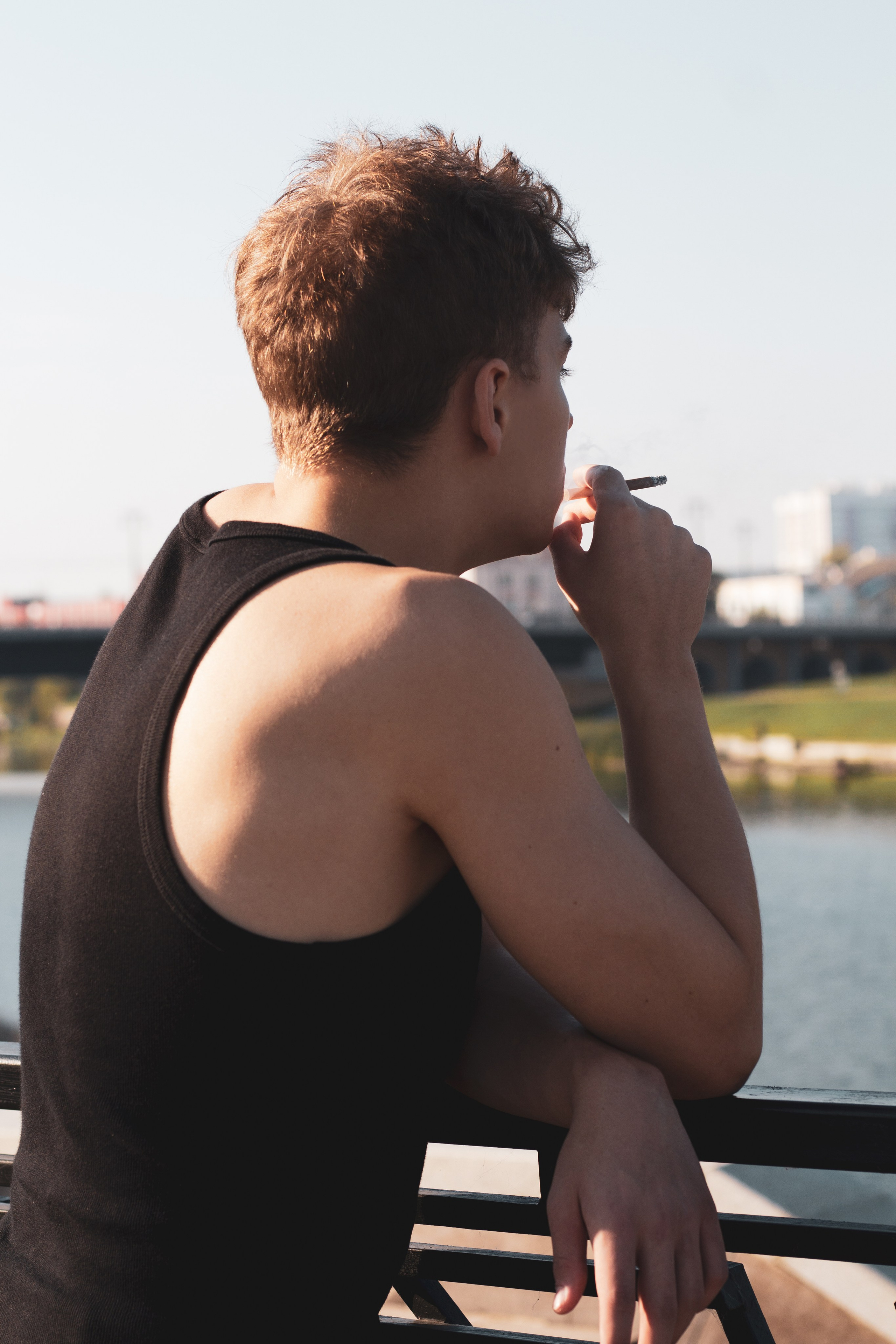 Уличная съемка — Сергей. Портретный фотограф в Орле. Готовые фото за 3 дня! Помощь в позировании. Советы по организации