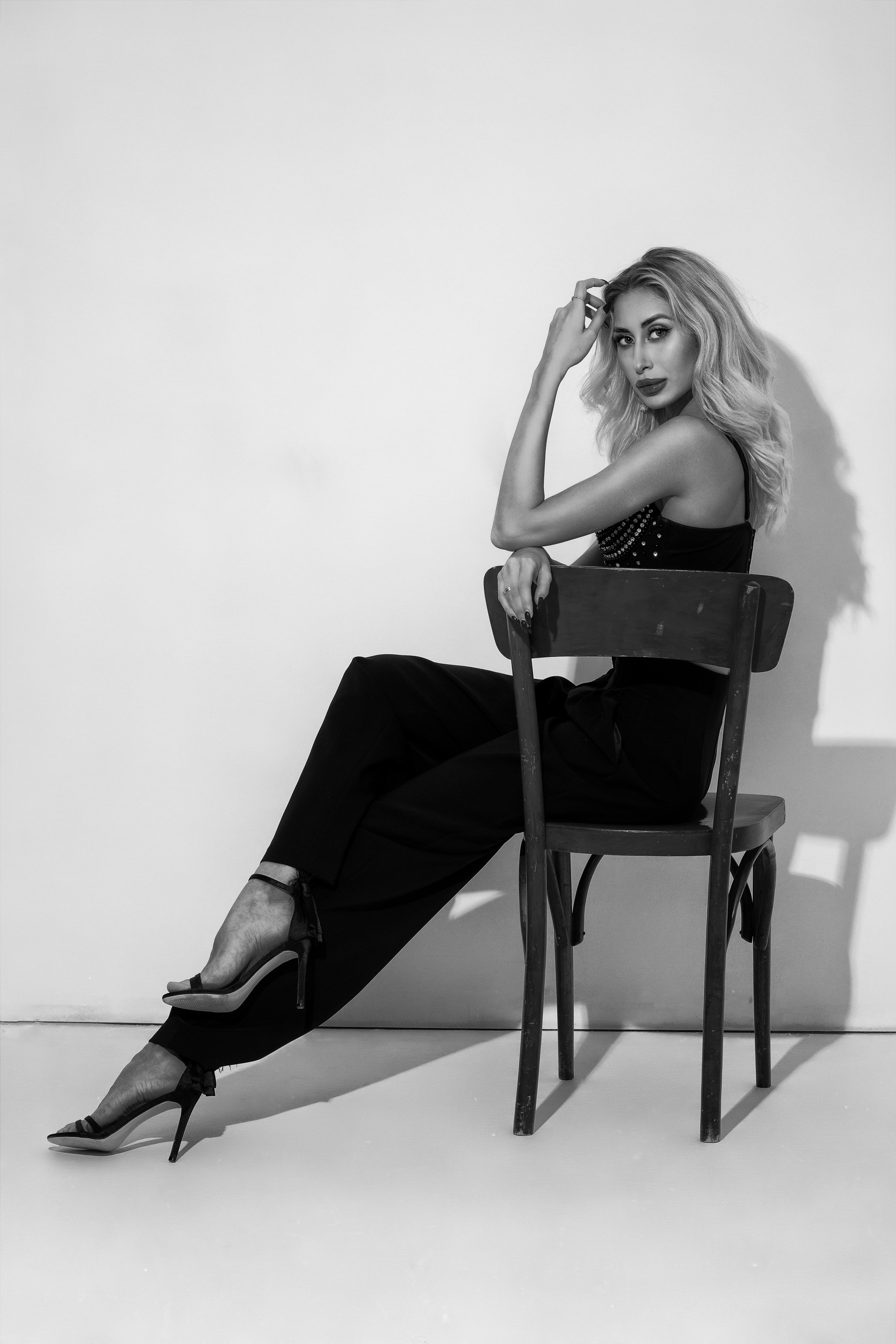 Студийная съемка с Яной на циклораме в формате для «себя»