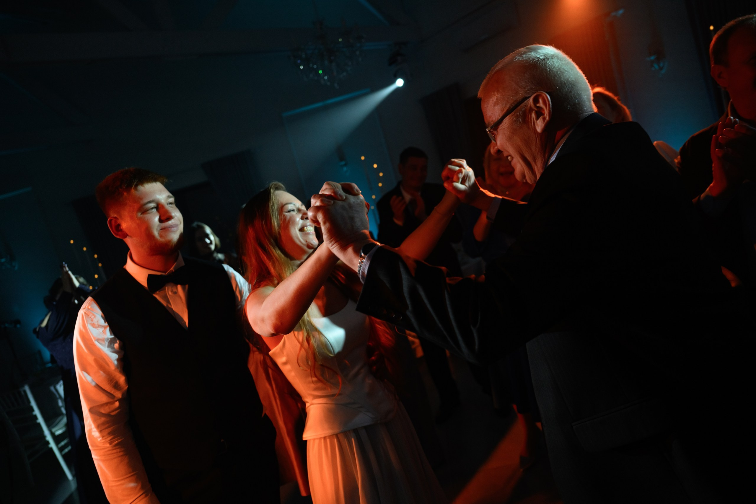 Фотограф на свадьбу Минск Москва Санкт-Петербург Свадебный фотограф Фотограф на свадьбу Репортажный фотограф Love Story Свадебная прогулка. Свадебный фотограф — Крюков Константин