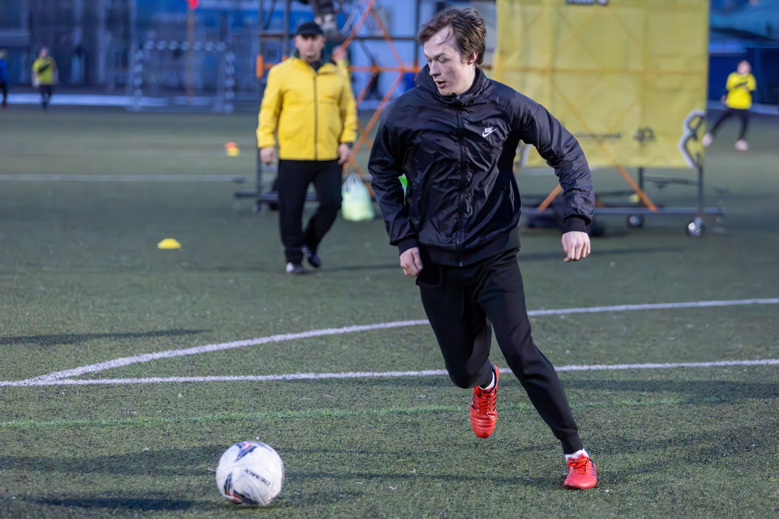 Ночная Футбольная Лига. ПЗСП — S22. 23.04.2026. Репортажный и спортивный фотограф в г. Пермь Зильберг Павел