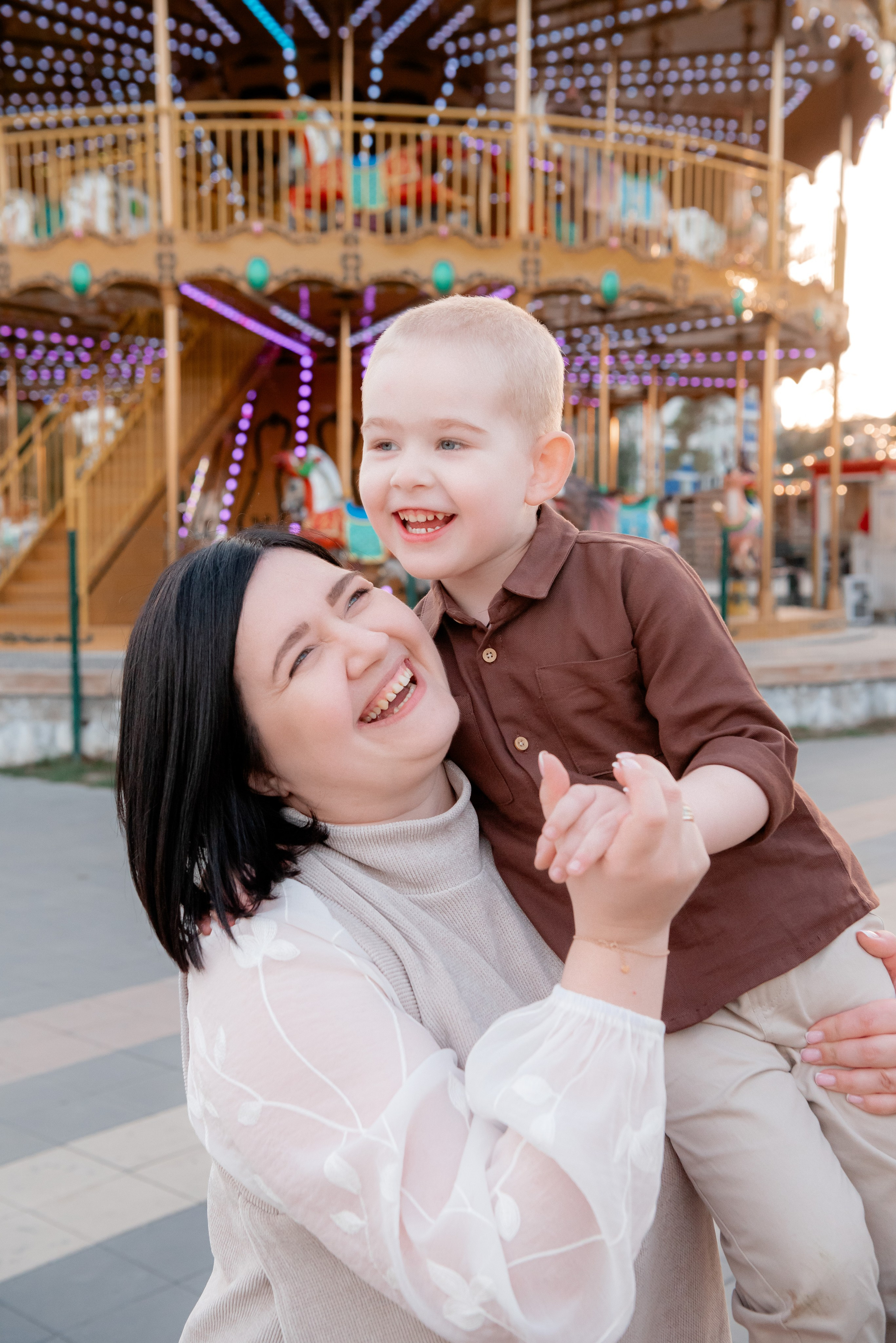 Семья в ЦПКиО. Фотограф в Волгограде и Волжском Александр Горбань