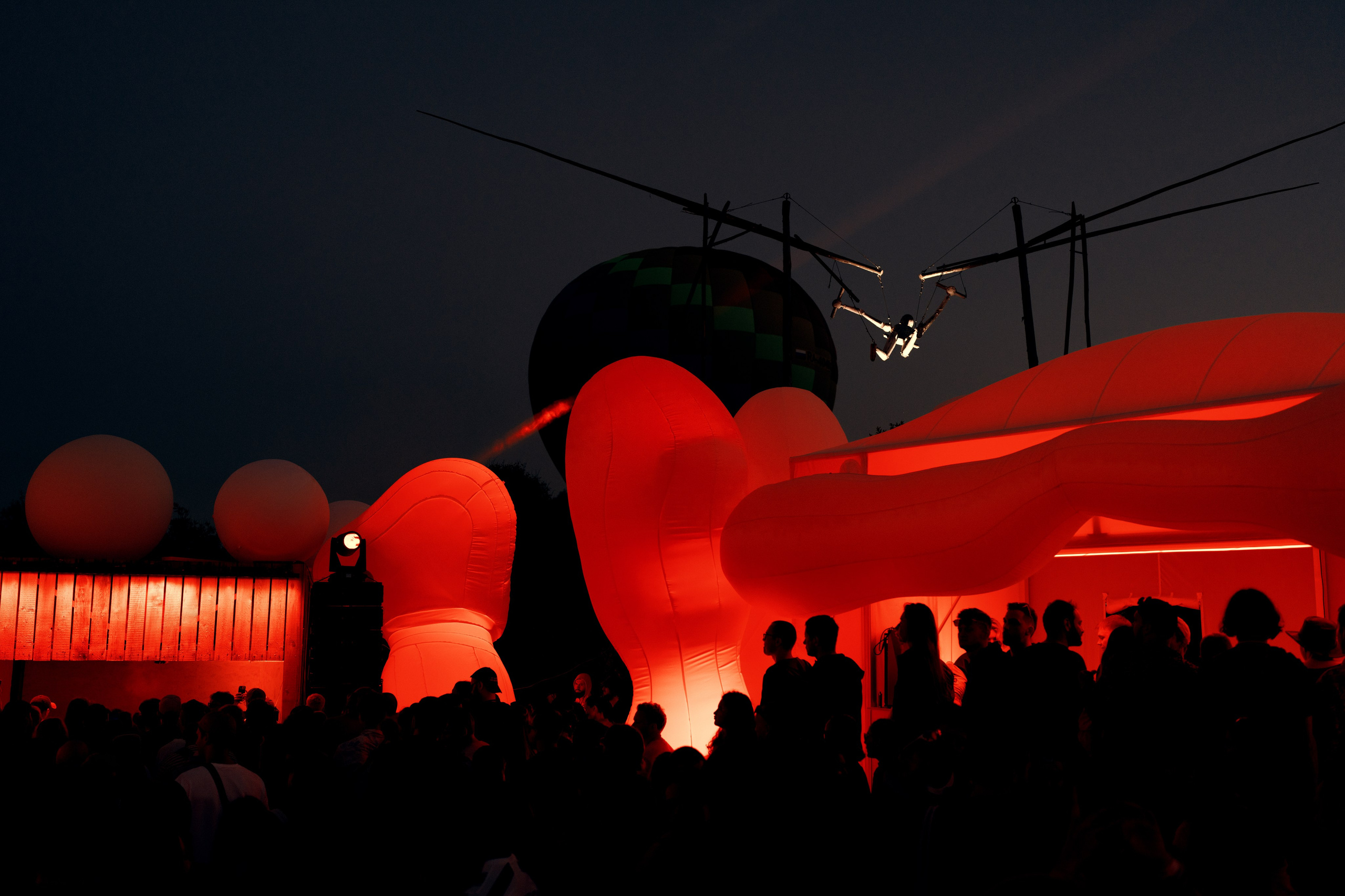 Signal 2024. @tomrus: Рустам Шагиморданов — фотограф