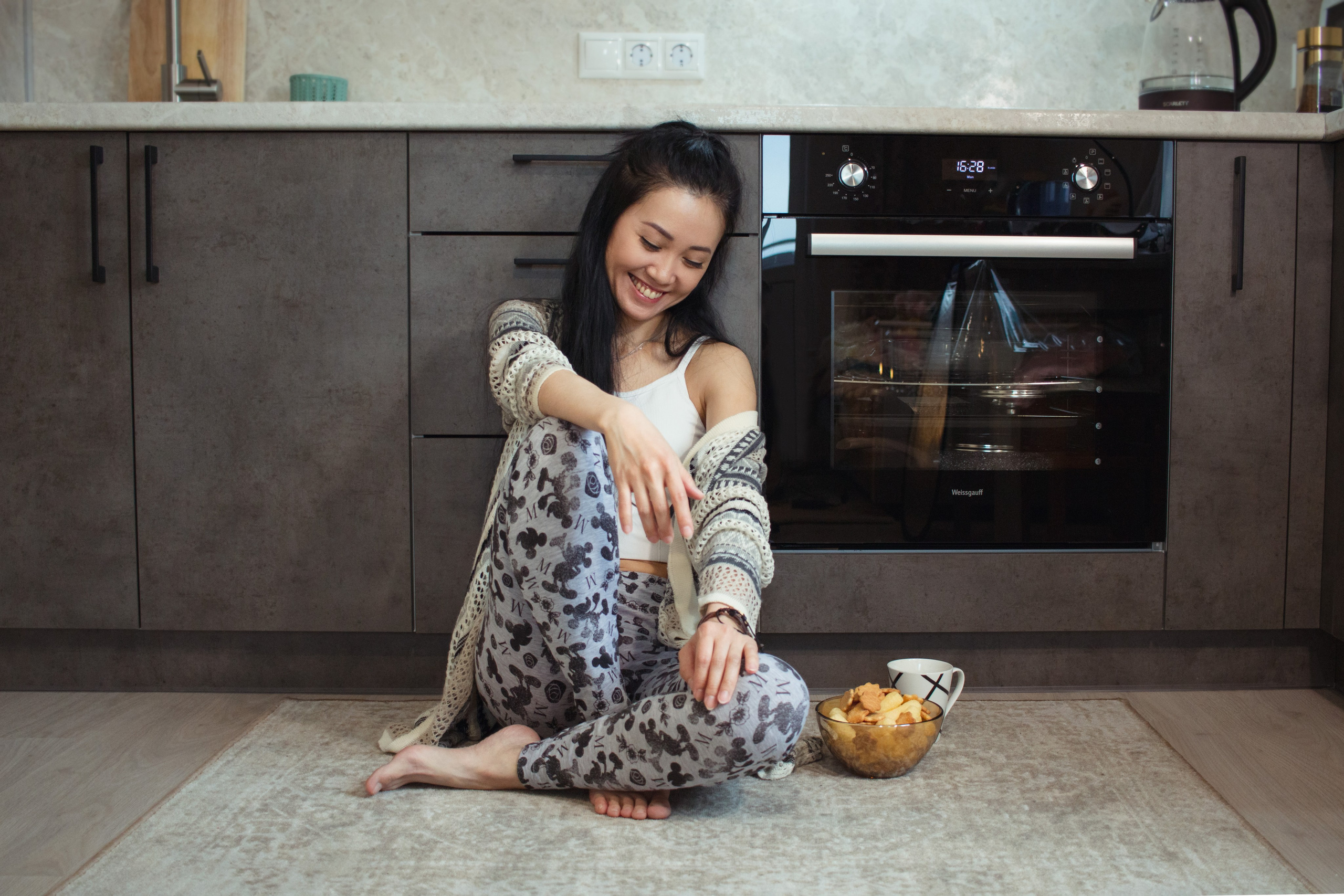 Домашняя фотосессия Санкт-Петербург. Женская домашняя фотосессия в Петербурге. Фотосессия дома СПб Ф. Фотограф в Санкт-Петербурге Александра Бушмина