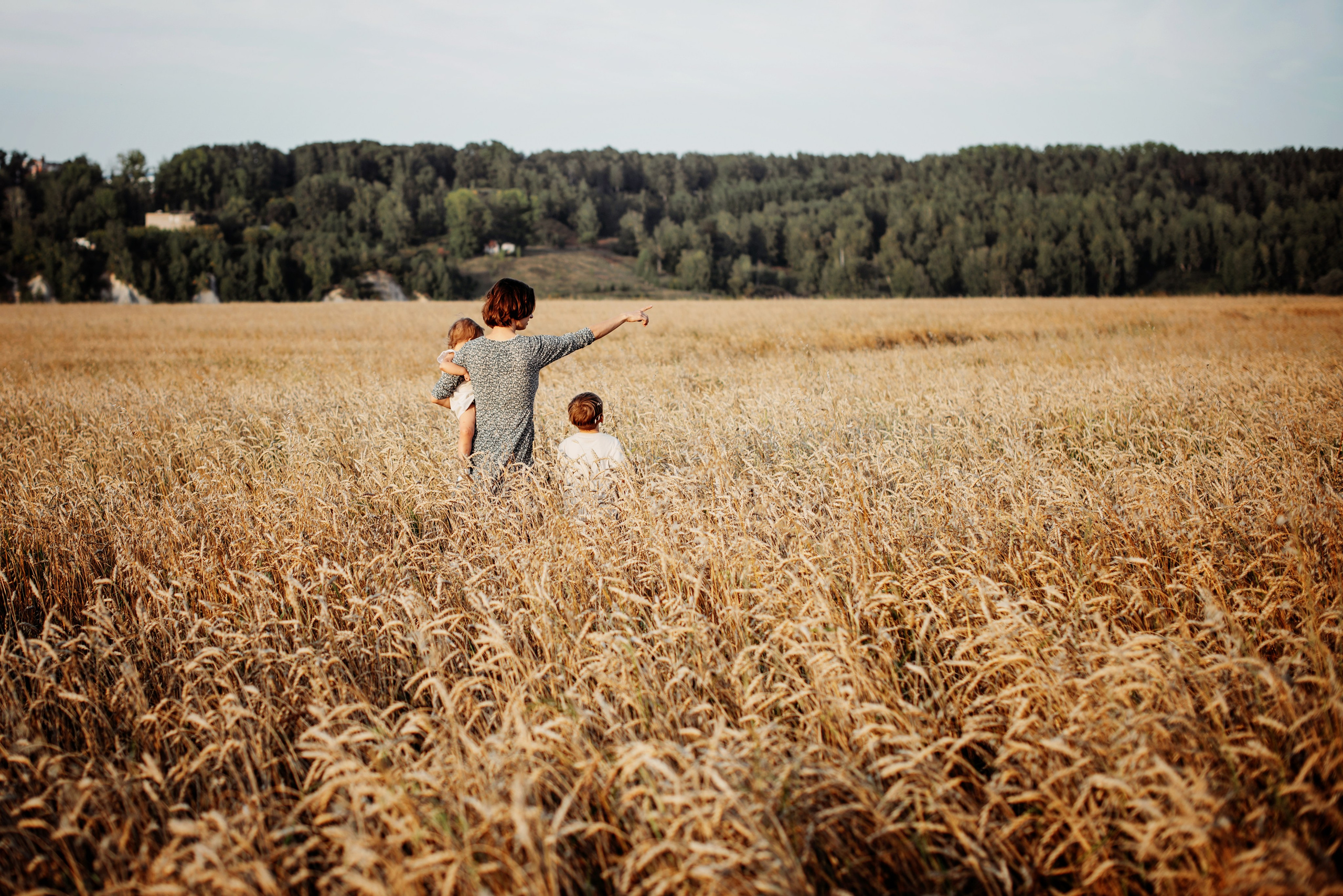 Катя и дети. Фотограф Томск Наталья Стволова