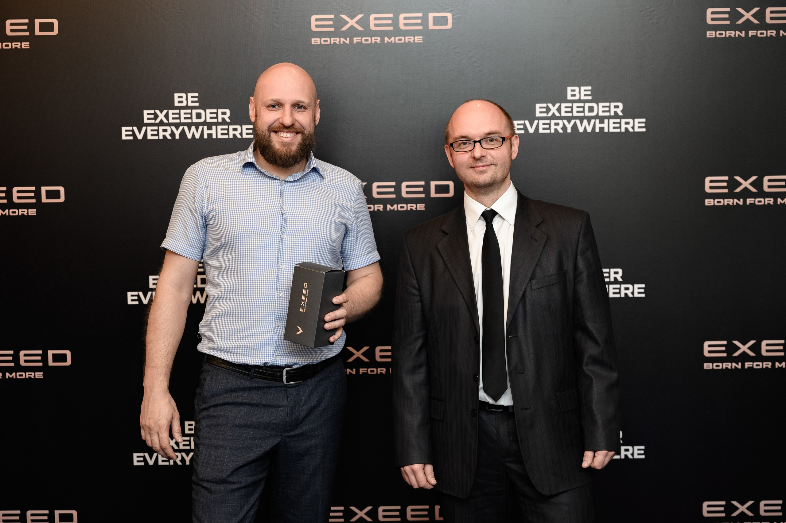 Услуги и цены фотографа в СПб. Стоимость фотосъёмки в Санкт-Петербурге. Фотограф на свадьбу, корпоратив, юбилей, мероприятие, в загс цена. Фотограф Алексей Лукин. Свадьба, мероприятие, корпоратив, юбилей, фотосессия, портрет. Фотосъёмка в Санкт-Петербурге. Ретушь фотографий