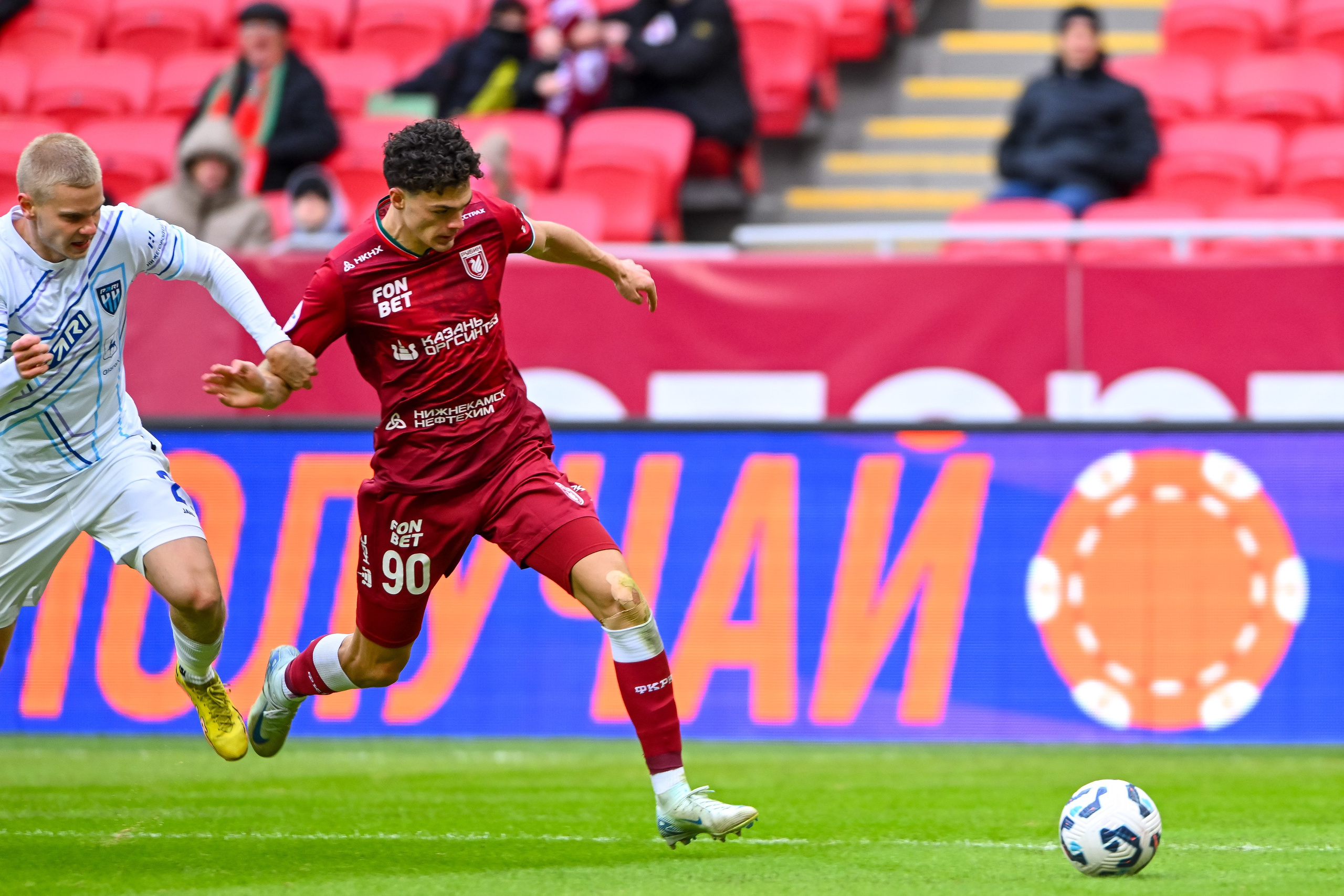 Футбольный фотограф. Спортивный и репортажный фотограф в Казани Вячеслав Сатонин