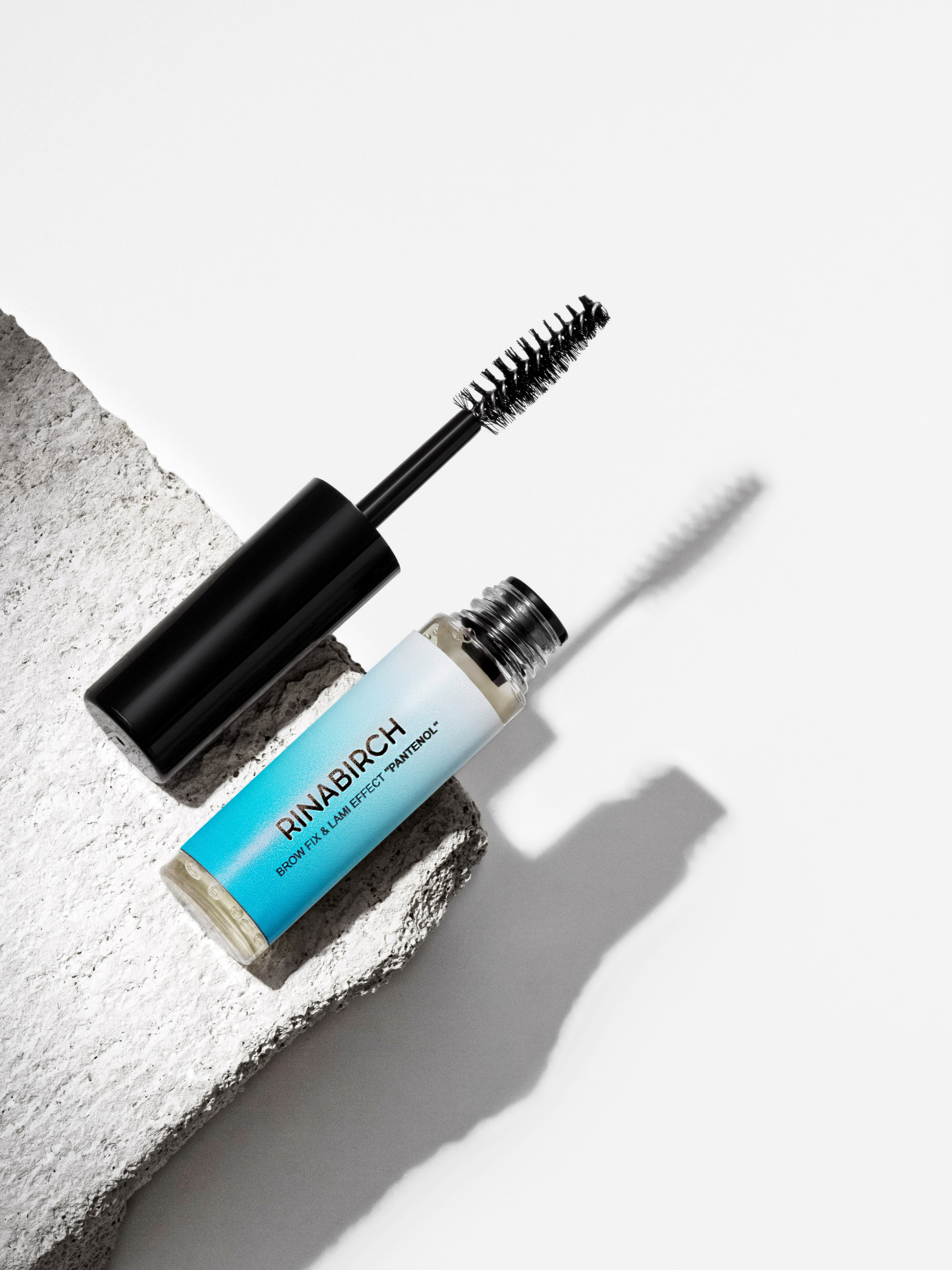 Средство для укладки и фиксации бровей 