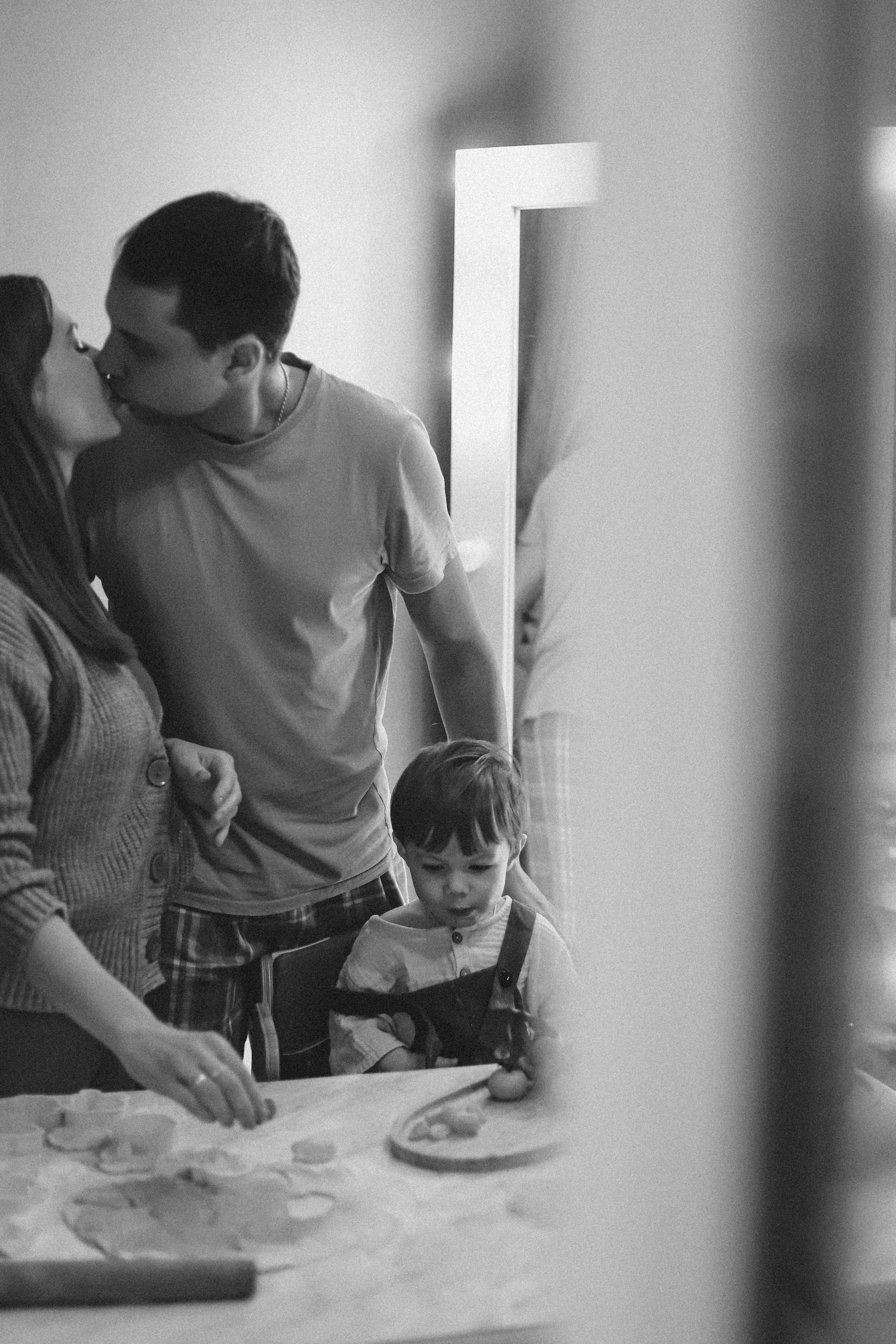 Домашняя новогодняя история. Алексей+Ксения+Дима. Услуги