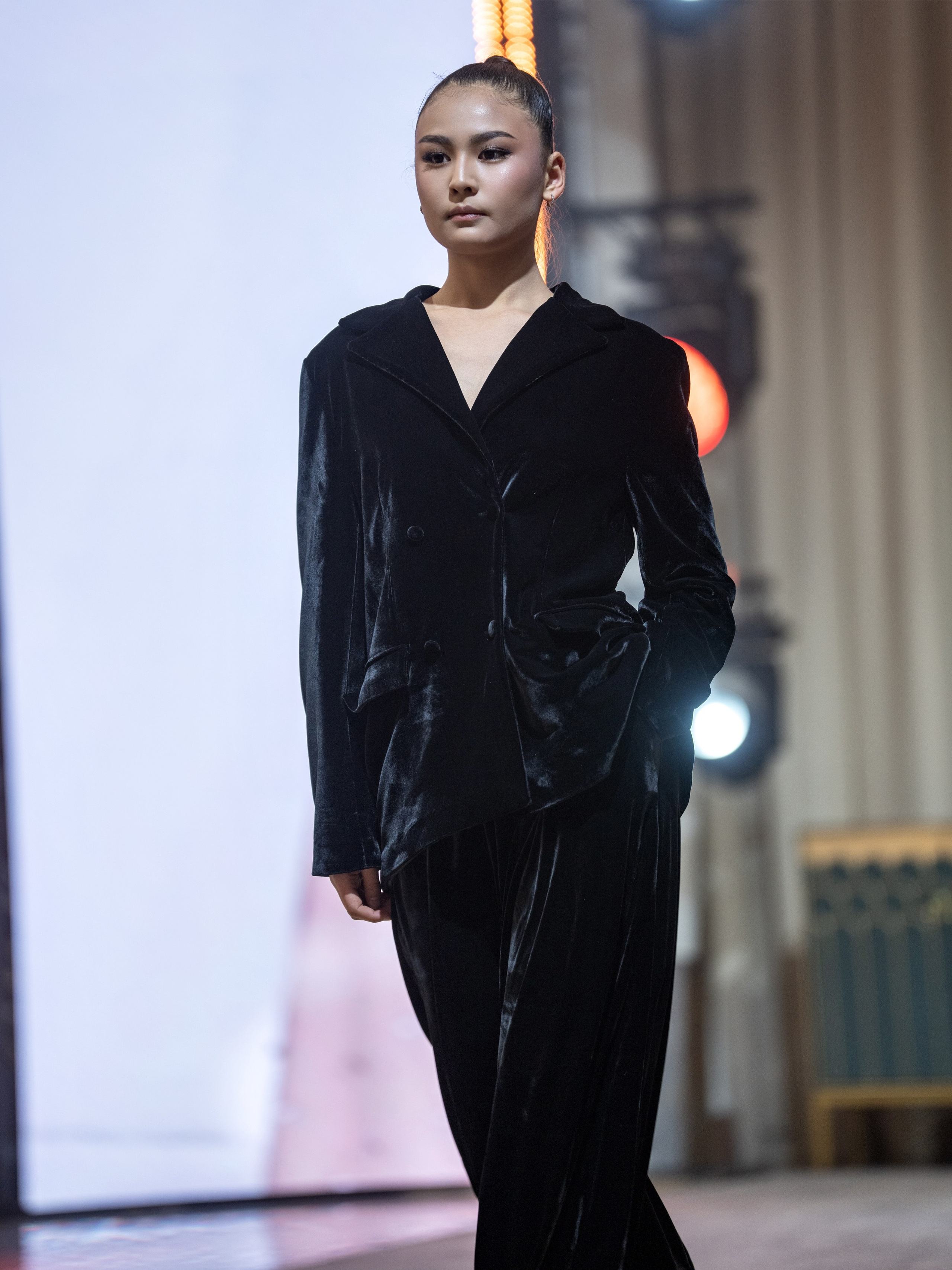 Khanshaiym brand. Сайт Алматинского НЮ АРТ, будуар и фэшн фотографа Дениса Карпенко