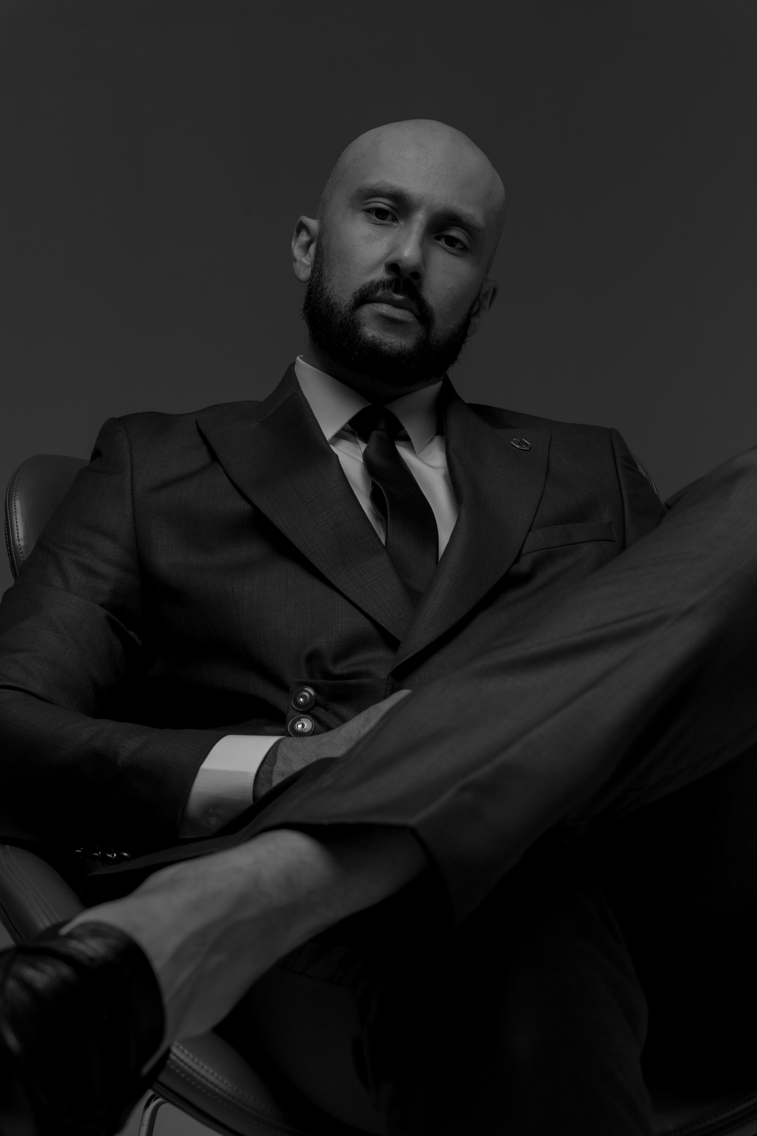 Мужская студийная фотосессия. Свадебный фотограф Калининград