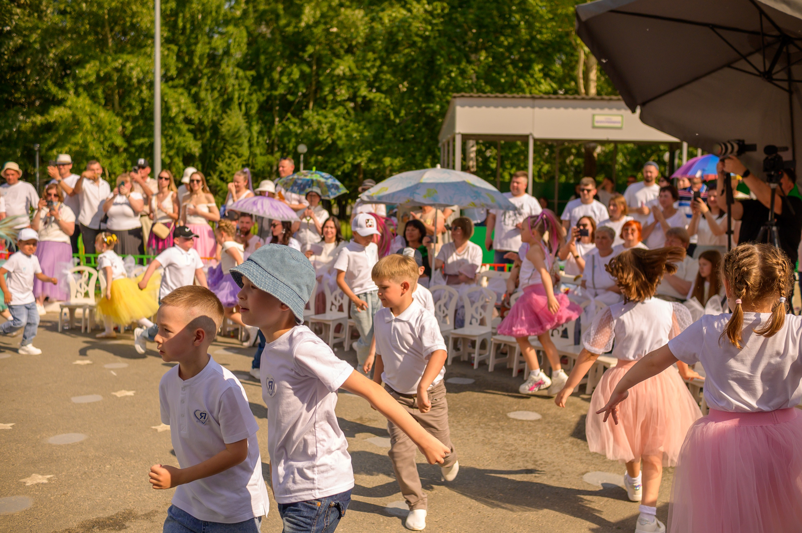 Репортаж выпускного группа «Фантазёры» 3 садик. Фотограф новорожденных, семейный детский в Тюмени Татьяна Морозова