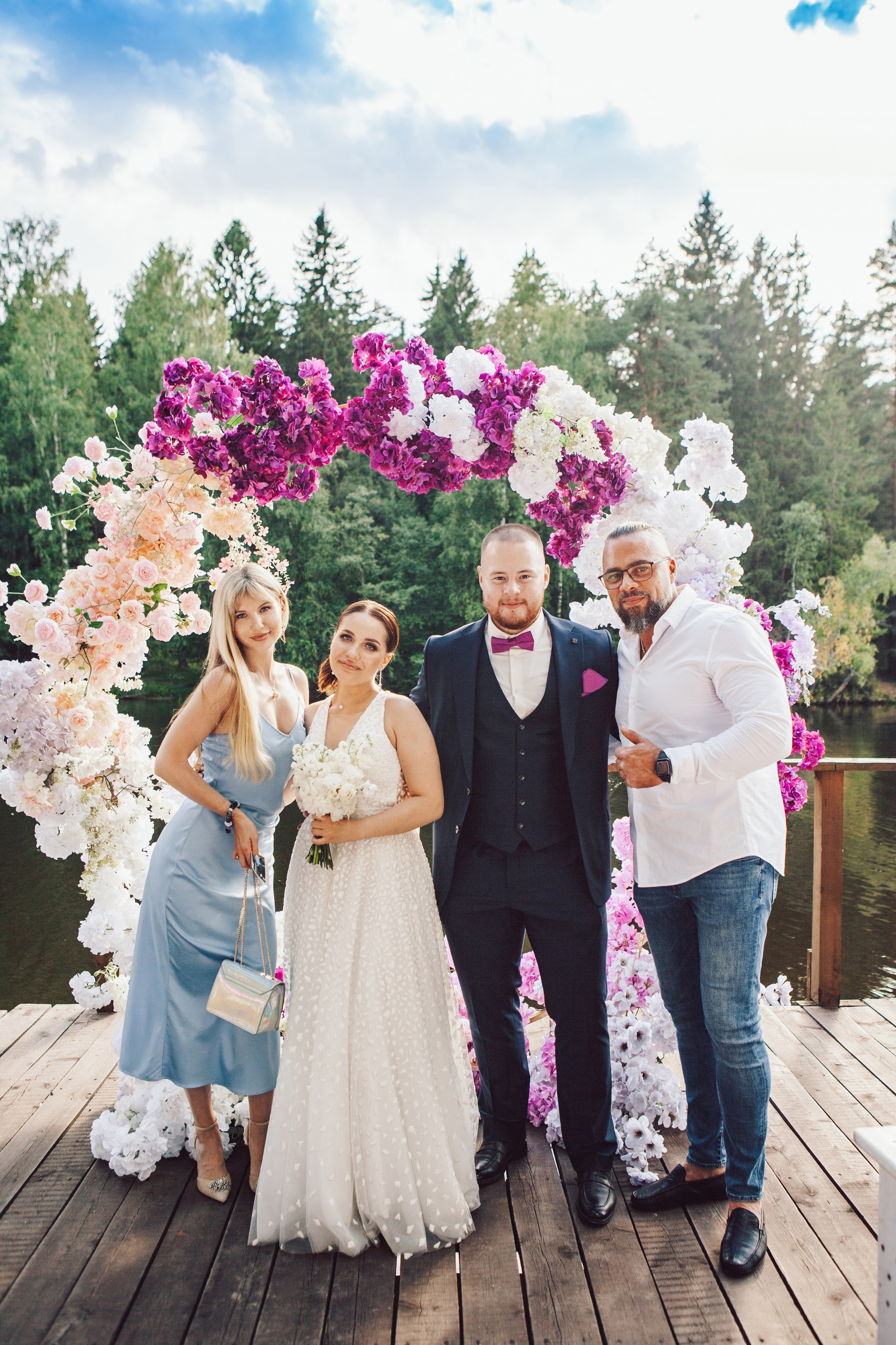 Свадебная фотосессия в отеле hartwell hotel и на патриарших прудах. Фотограф Ольга Ефремова