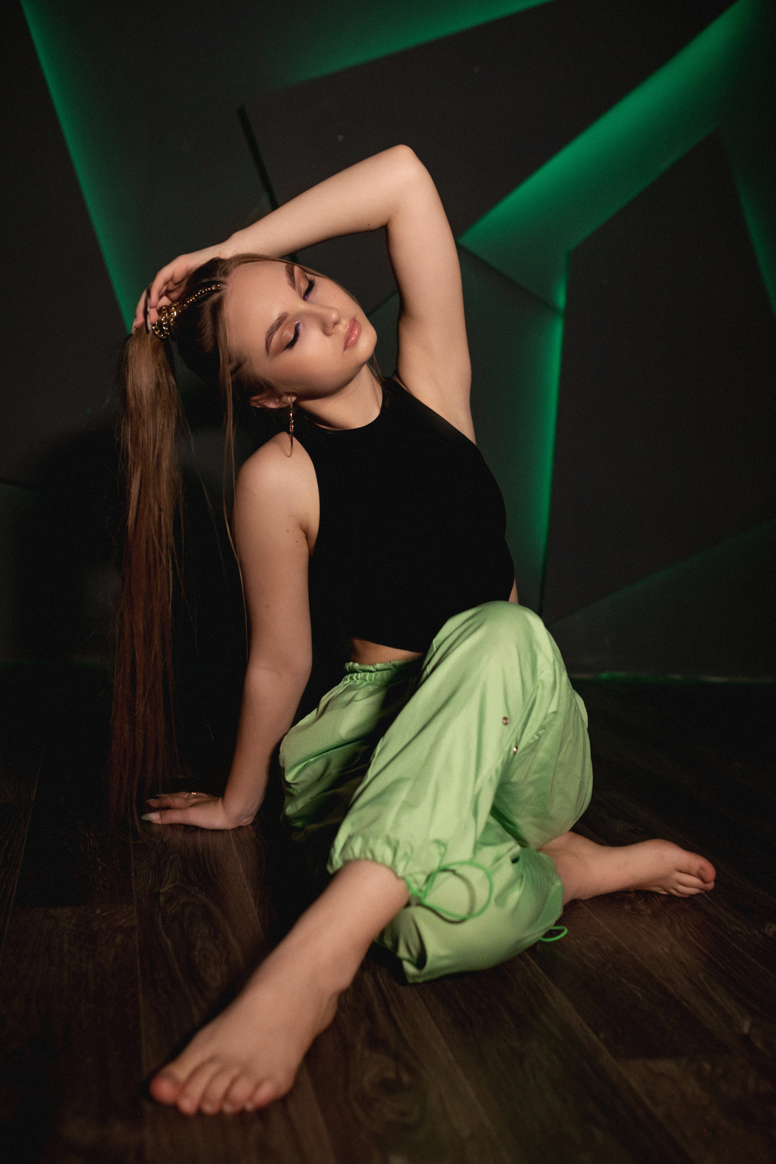 Творческая студийная фотосессия Ксении в Михайловке. Антонина Мезинова фотограф Михайловка и Волгоград