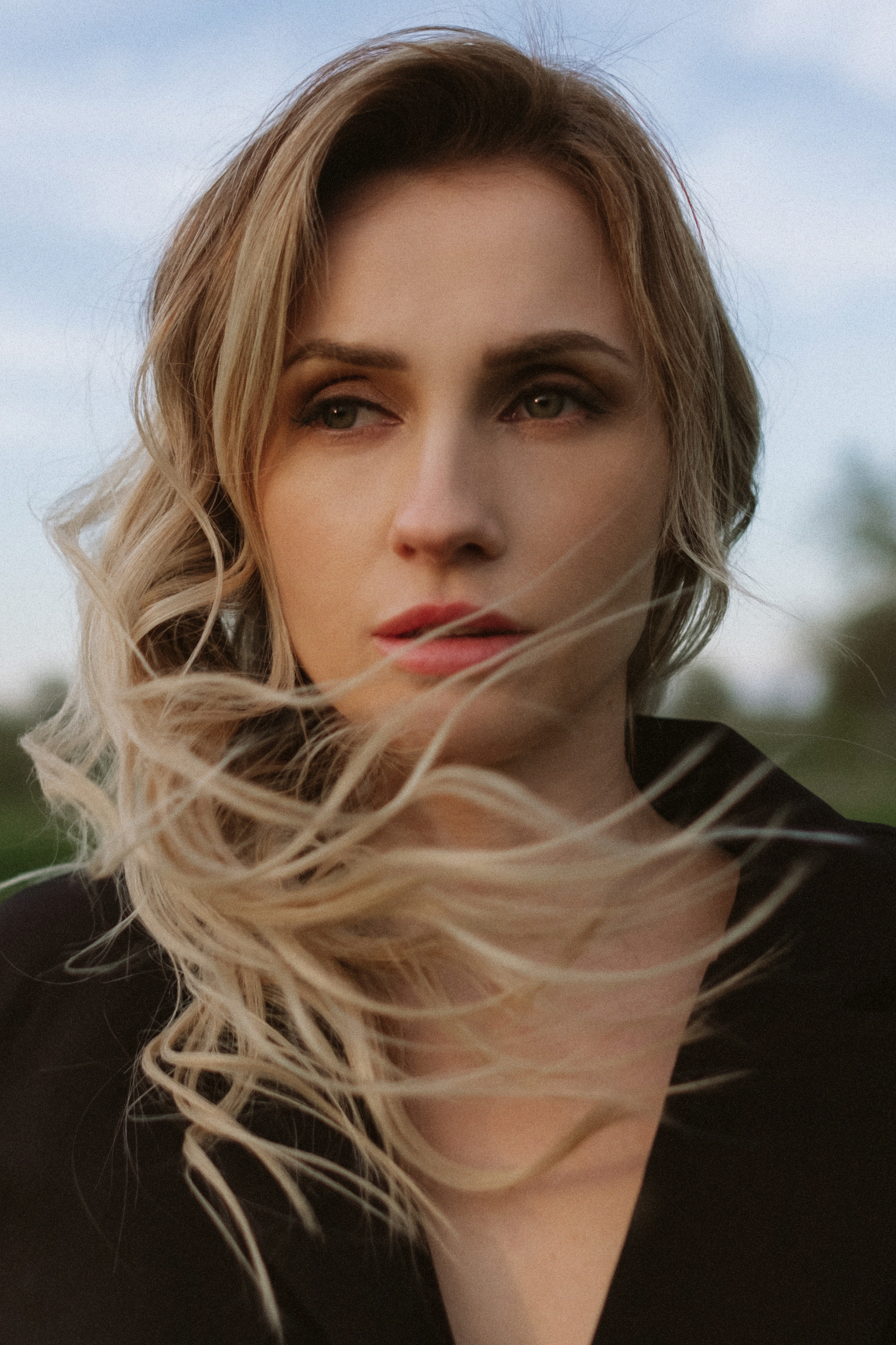 Фотосессия в весеннем лесу. Антонина Мезинова фотограф Михайловка и Волгоград