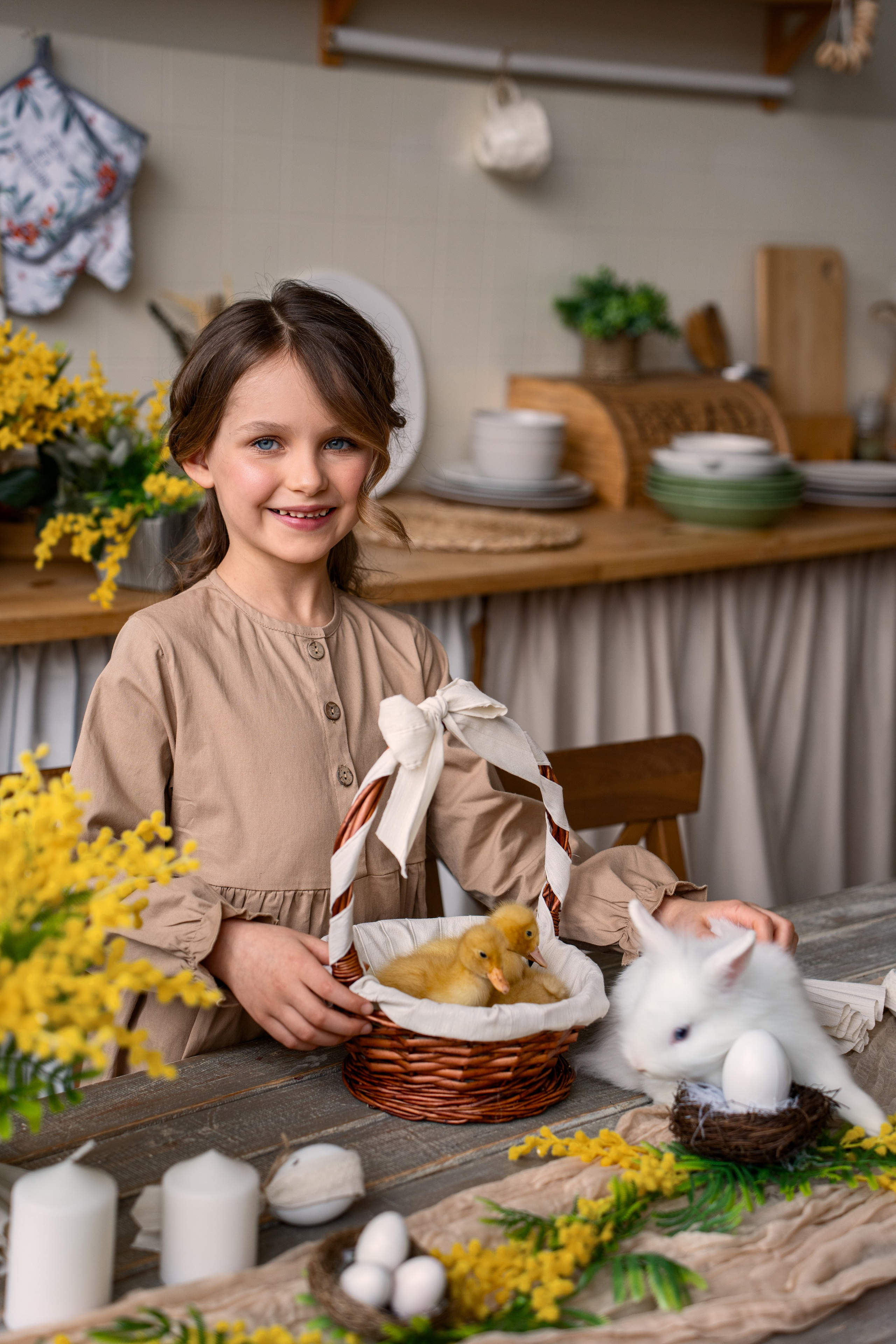 Девочка Сашенька и козочка + кролики + утята. Семейный и портретный фотограф в Санкт-Петербурге Татьяна Гримоть