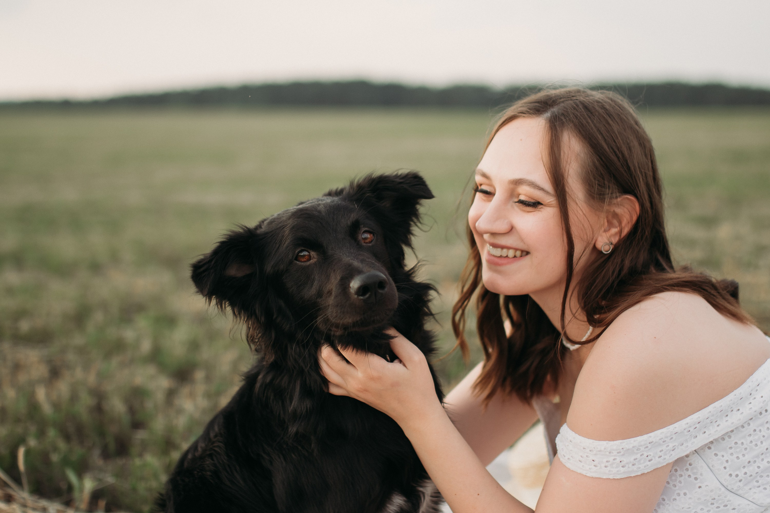 Фотосессия беременности в поле на закате. Семейный фотограф Екатеринбург Черепанова Олеся
