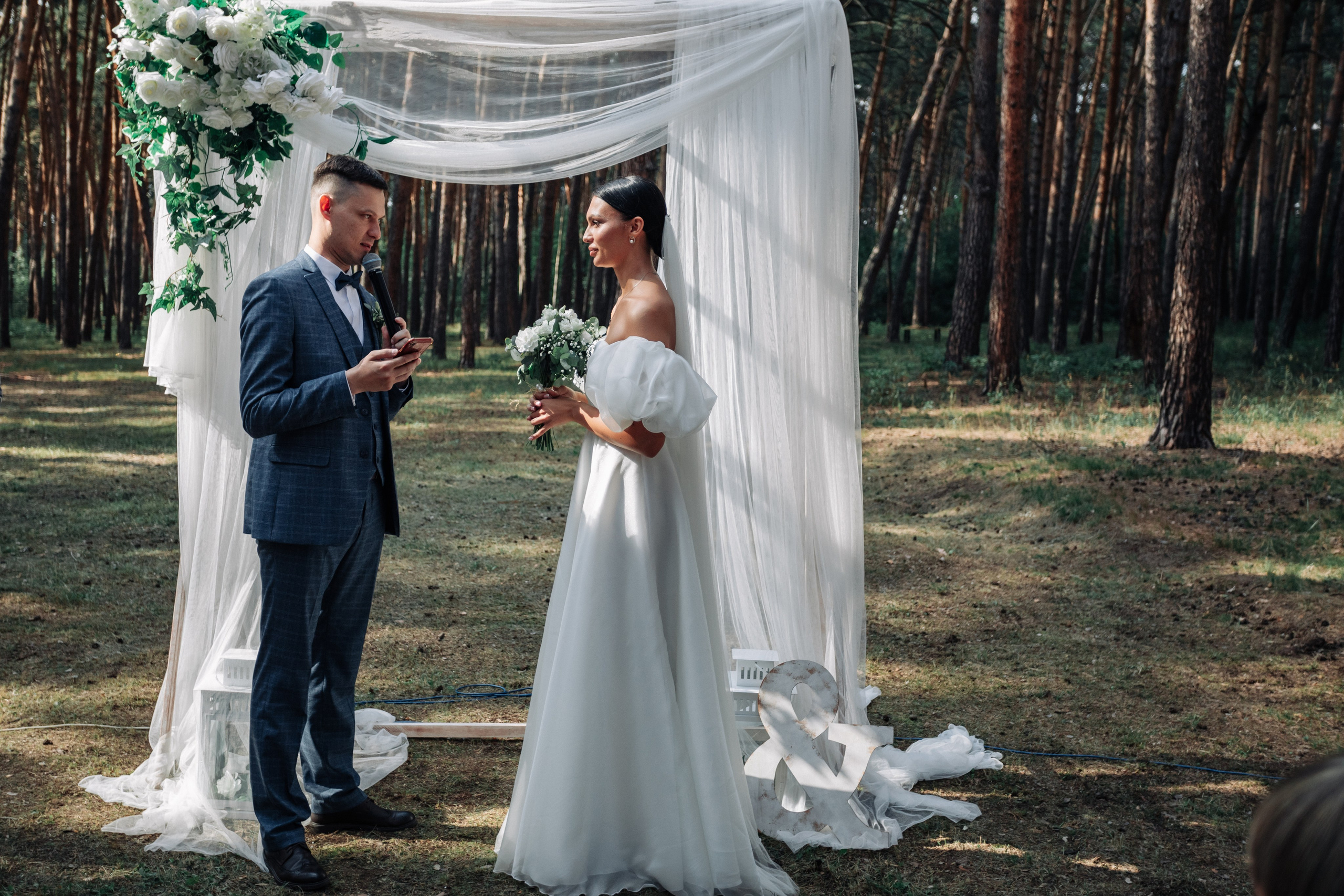 Иван и Евгения. Свадебный и портретный фотограф в Омске Антон Карев