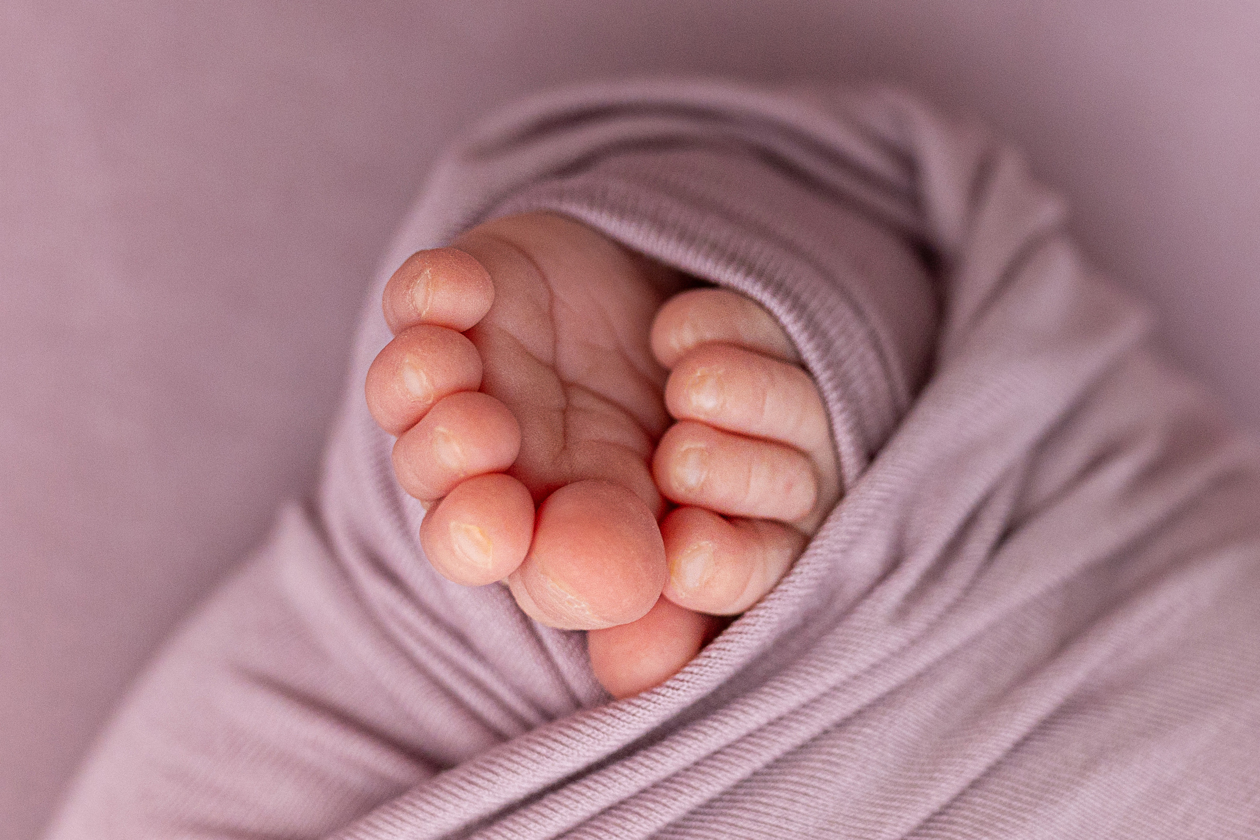 Макроснимки. Фотограф новорождённых г. Салехард