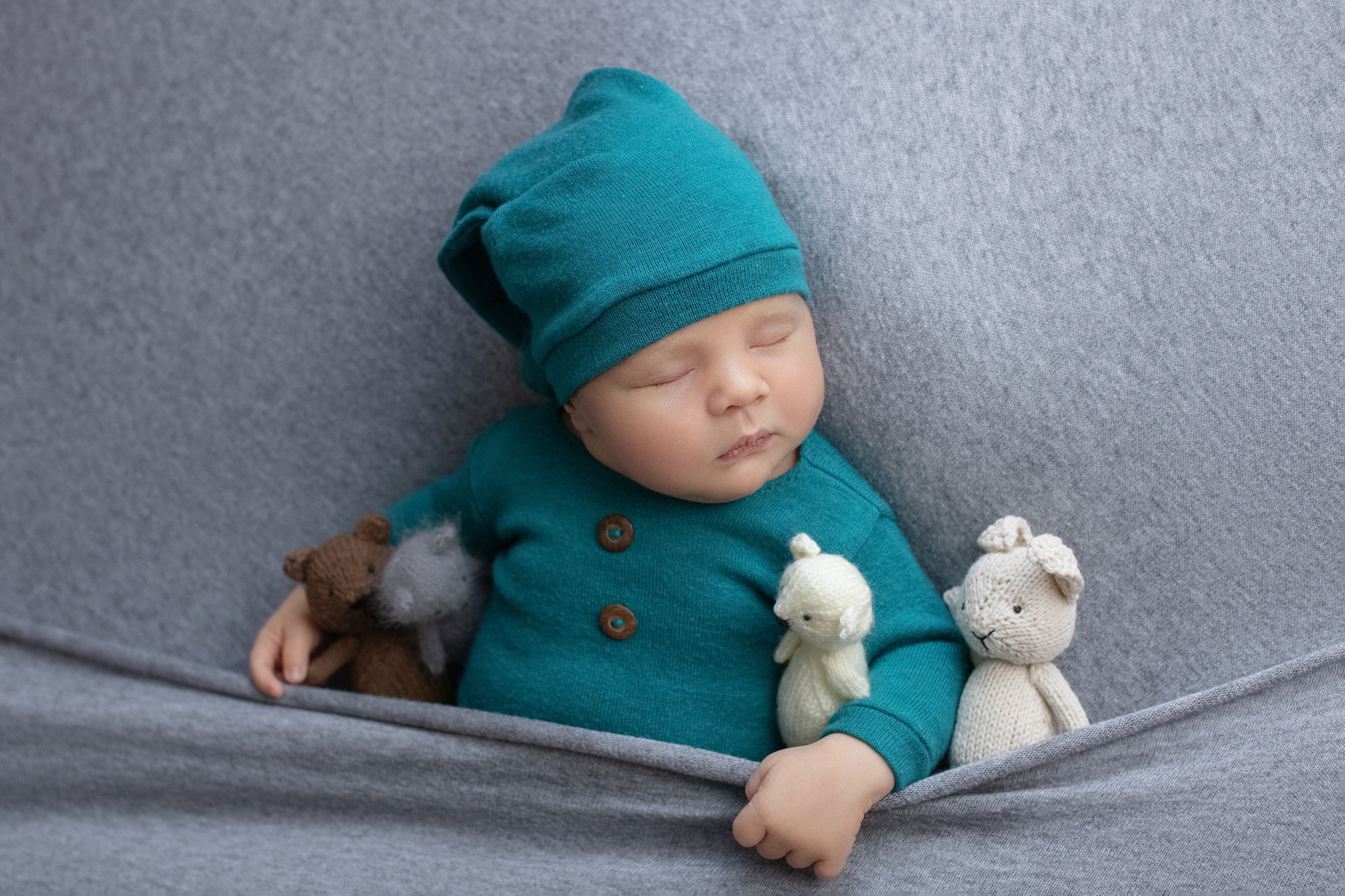 Новорождённые. Фотограф новорождённых г. Салехард