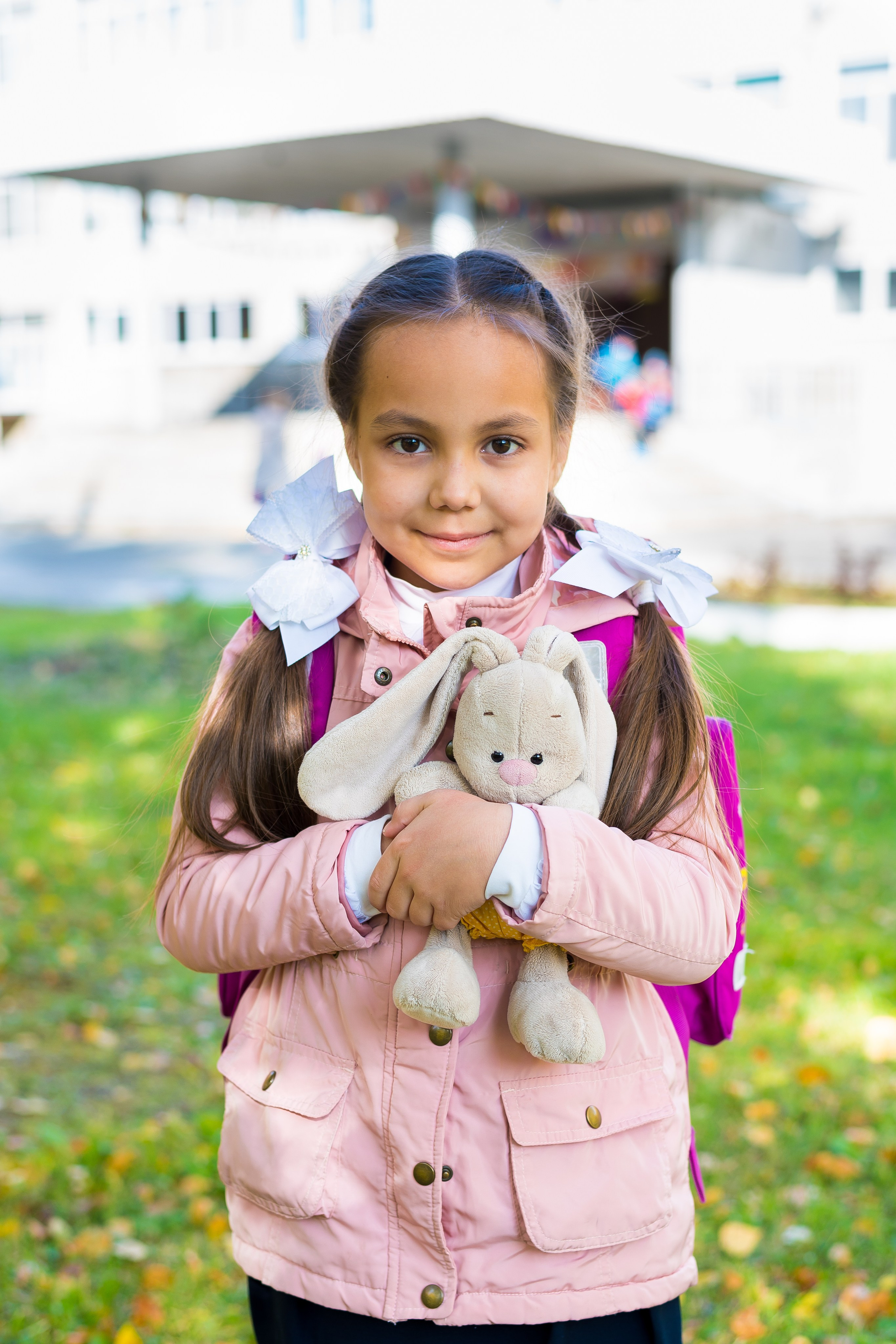 В школьном дворе, парке. Детский фотограф в Екатеринбурге и Берёзовском Евгений Кондаков