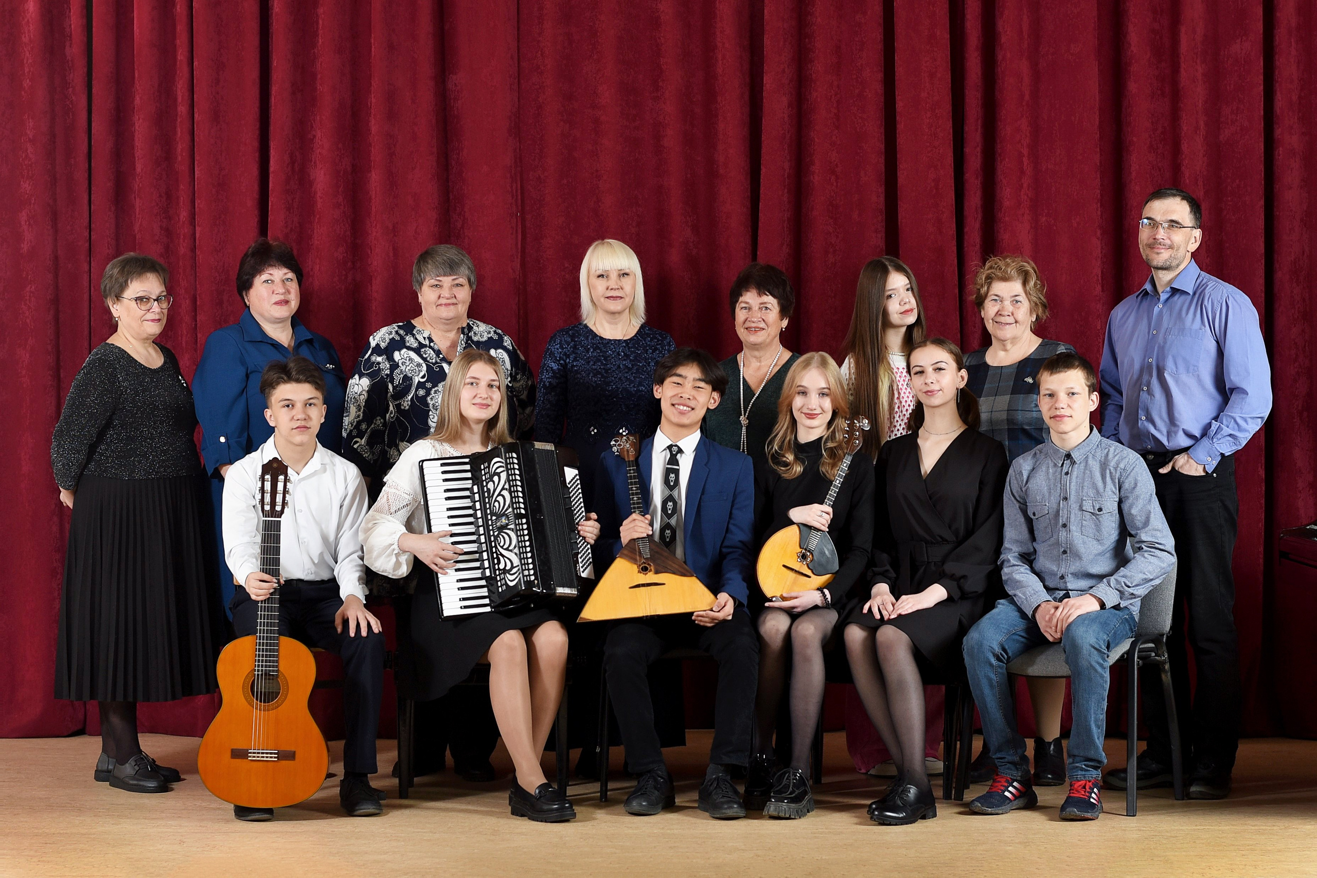 МУЗЫКАЛЬНАЯ ШКОЛА. Школьный фотограф ЛАРИСА МАТВЕЕНКО