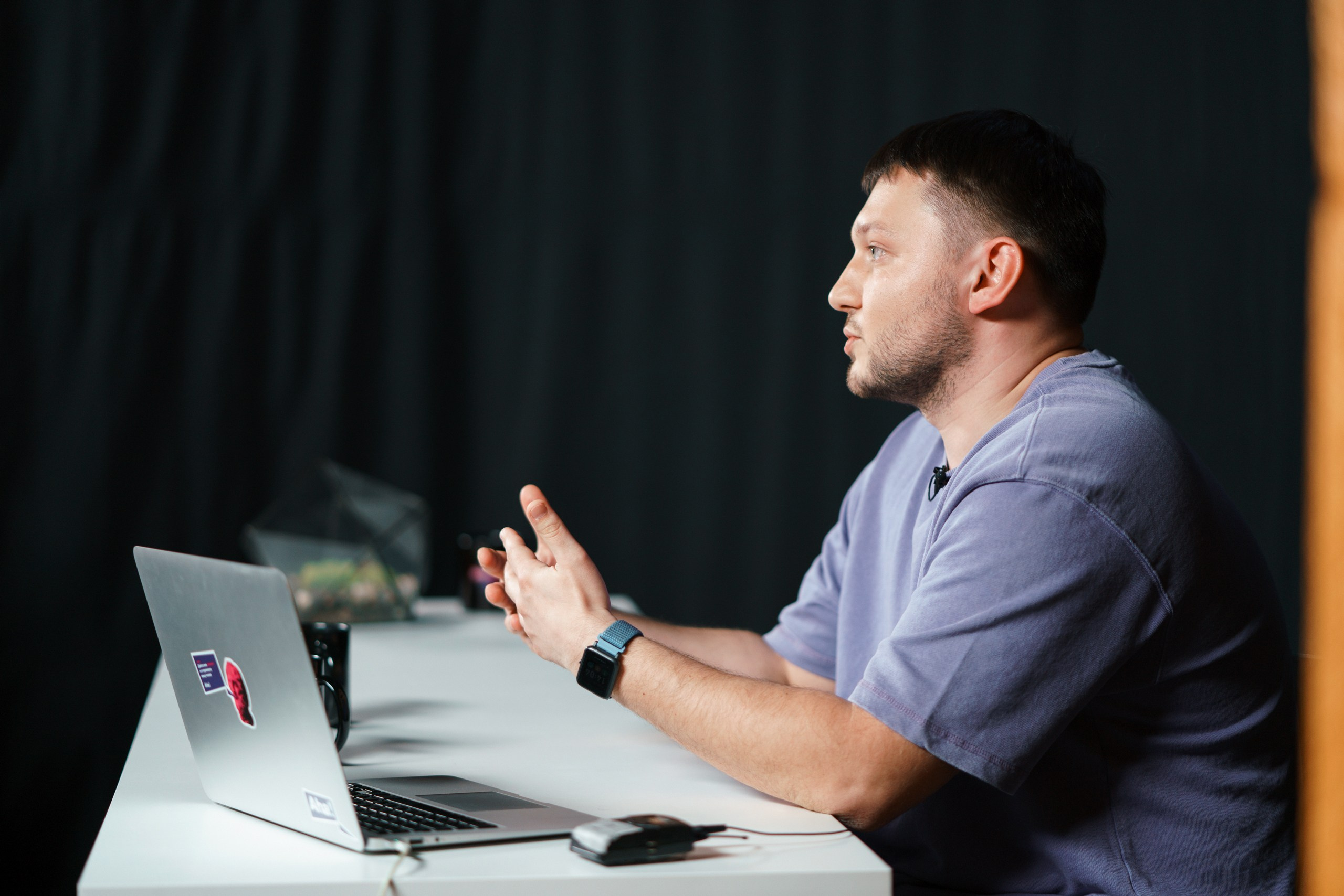 Aha! — 9 апреля 2021. Фотобанк Матемаркетинг