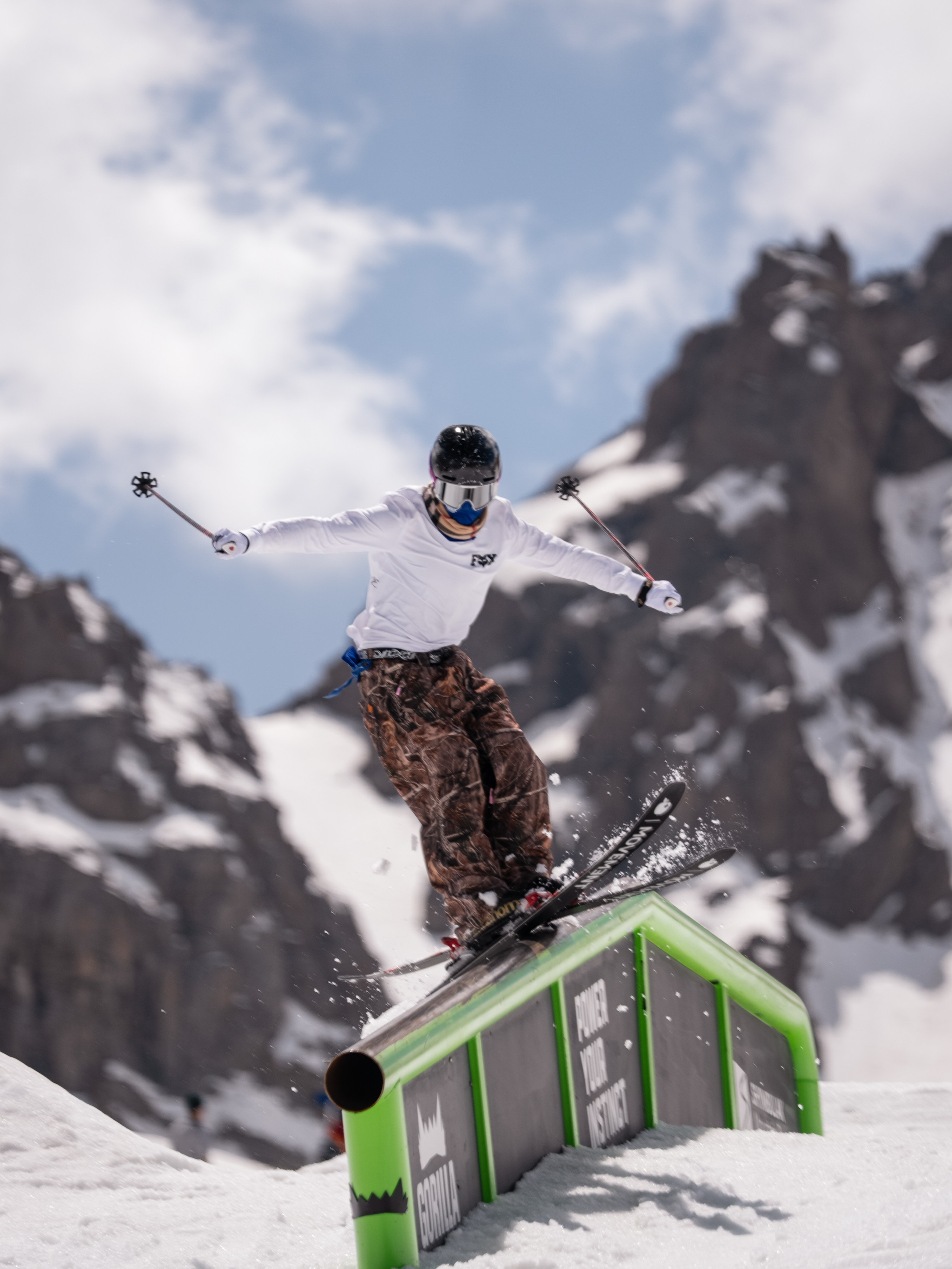 Gorilla IMBA CAMP 2026. Сайт Алматинского НЮ АРТ, будуар и фэшн фотографа Дениса Карпенко