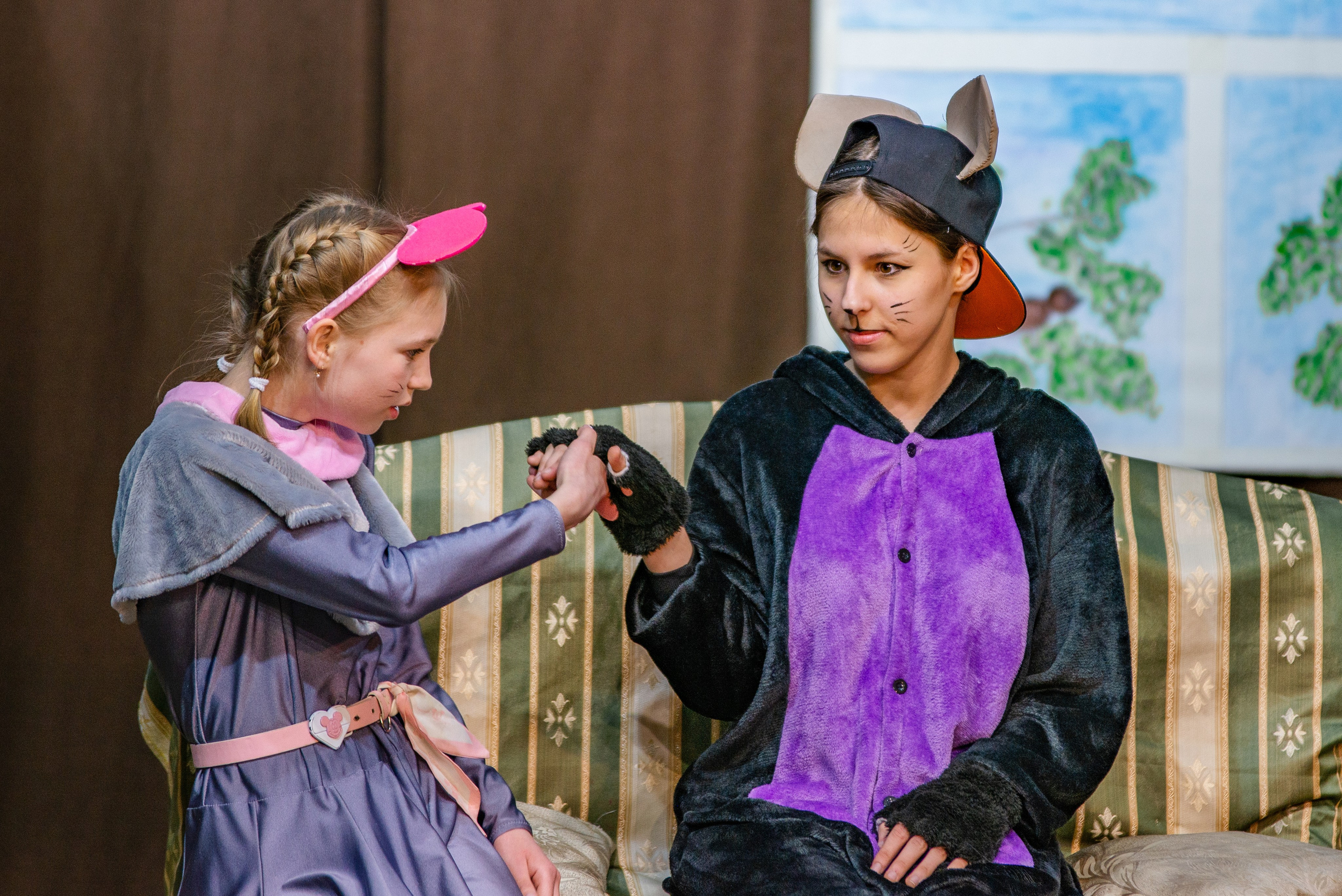 Балаганчик «Гадкий котенок». Фотограф в Ветлуге Сергей Белов (VETLUGA B.S.)