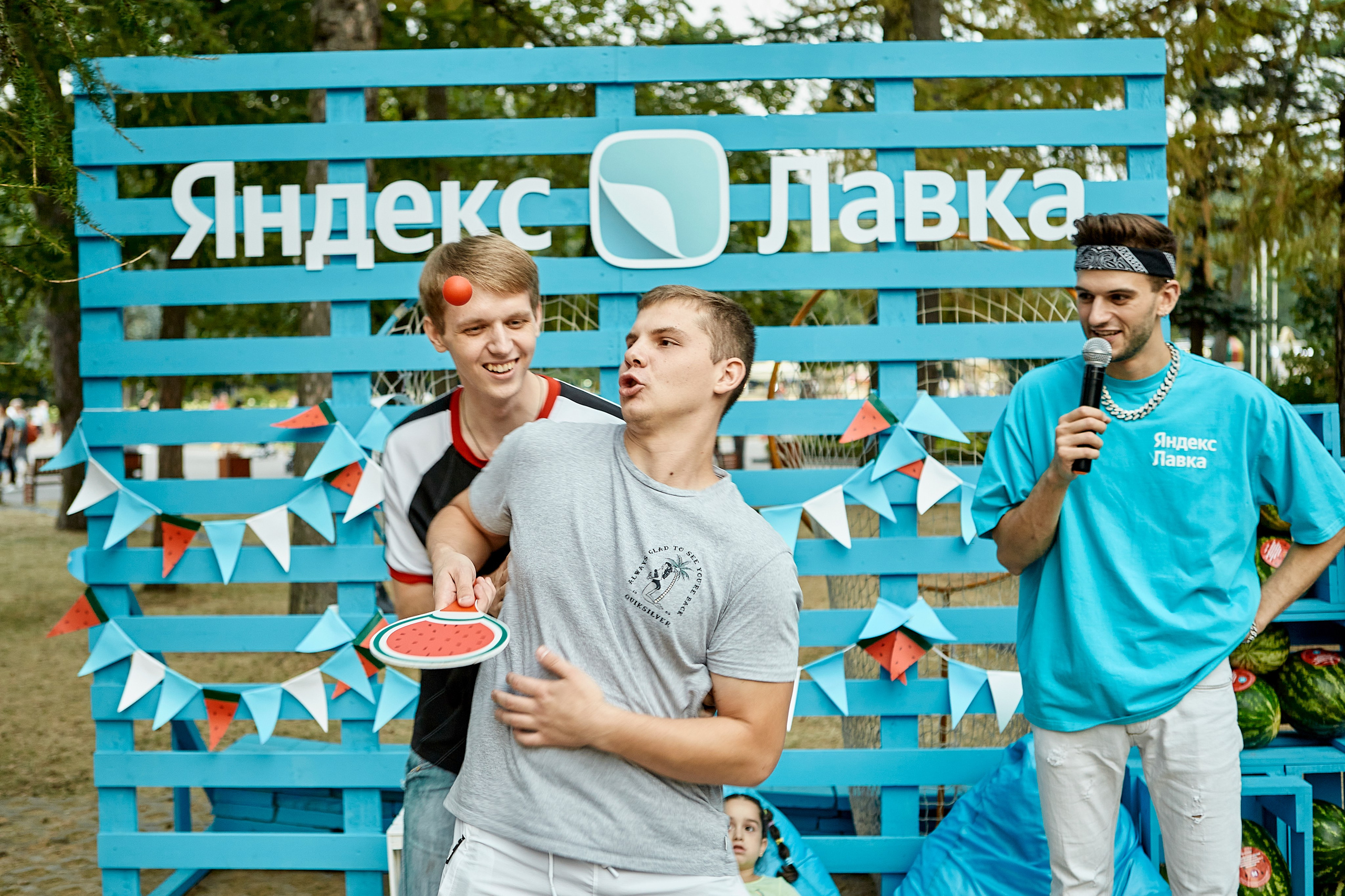 ЯНДЕКС ЛАВКА «АРБУЗНАЯ ФЕЕРИЯ». Фотограф Андрей Егоров