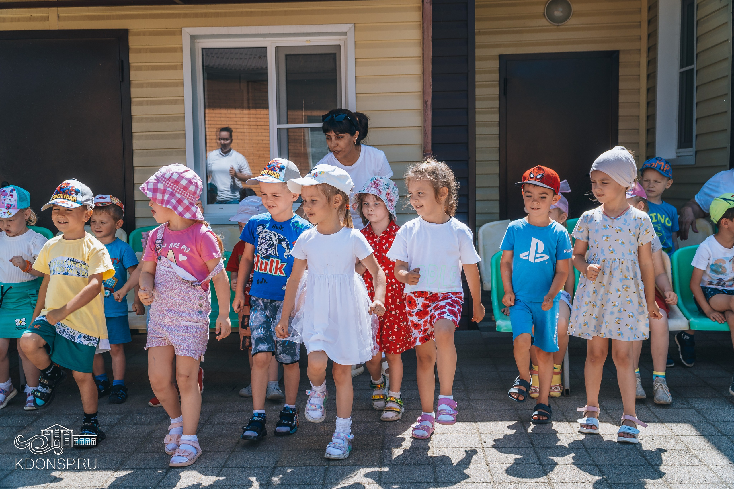 «У нас Родина одна». Новотитаровский Дом культуры