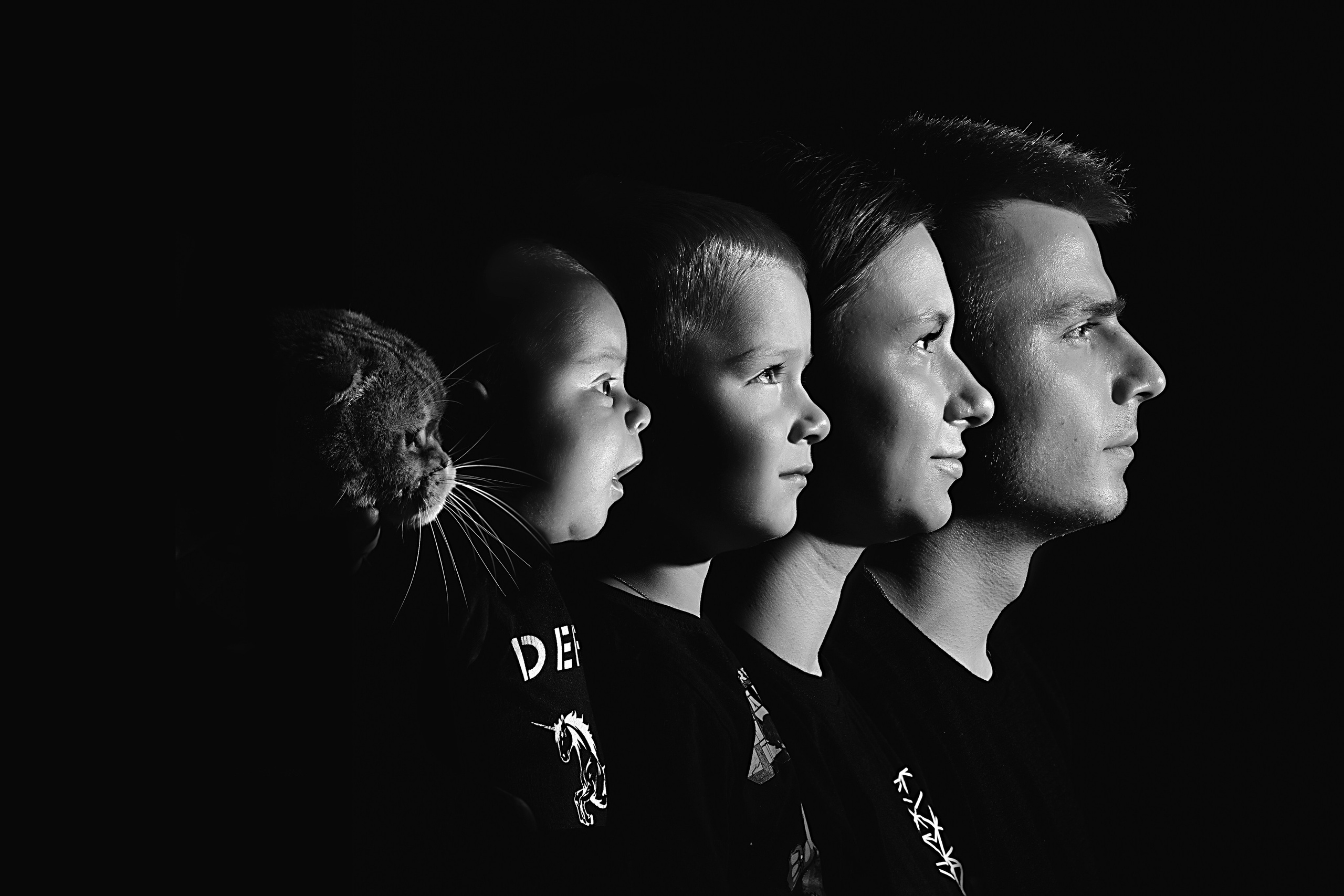 Профили. Семейный фотограф Тюмень, фотограф на роды Салмина Мария