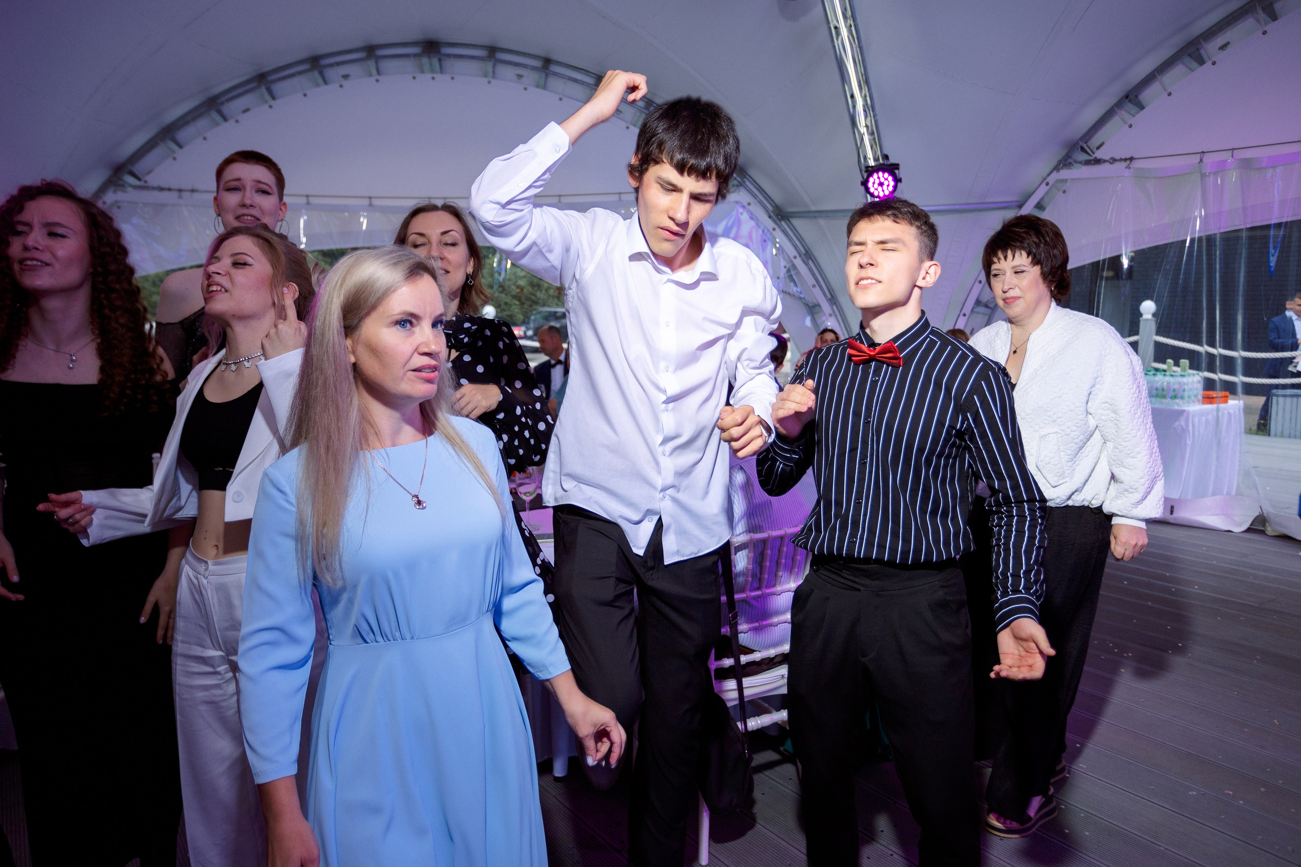 ВЫПУСКНОЙ: Волки-Липки. Все фото. Профессиональный фотограф в Ижевске Леша Петров