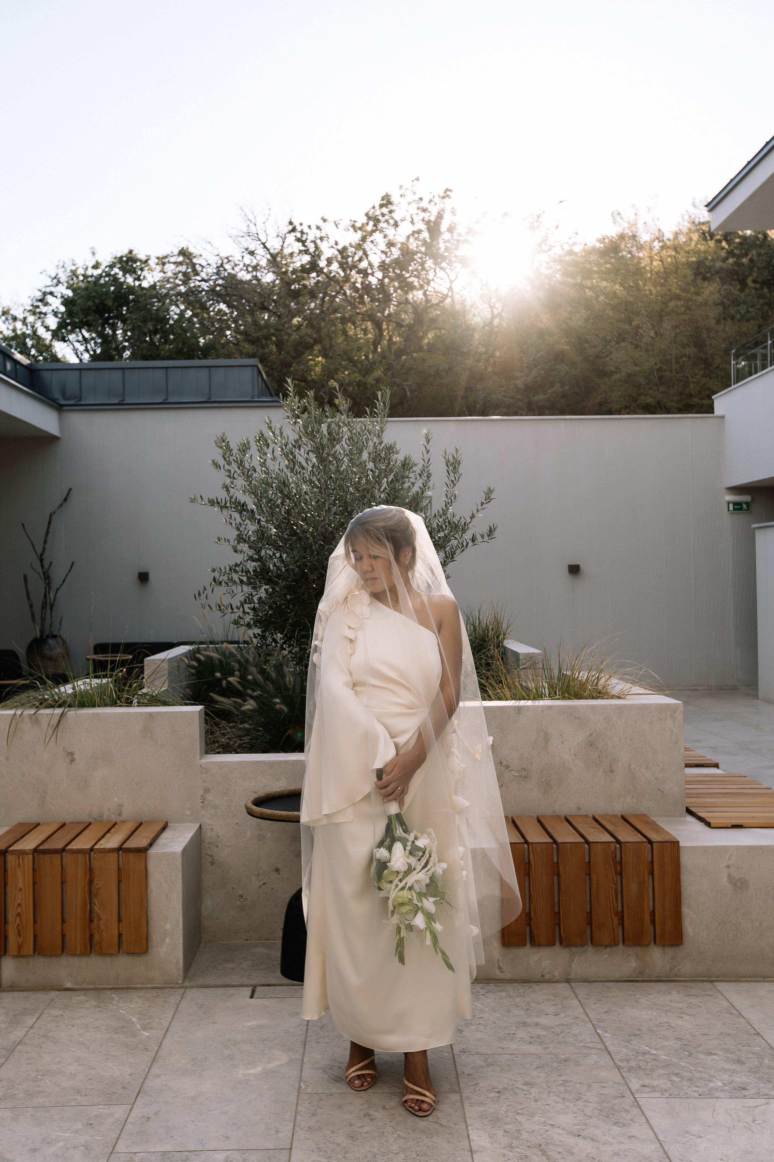 Александр и Гузель. Свадьба для двоих. Винодельня AYA. Фотограф Анна Лейман. Севастополь