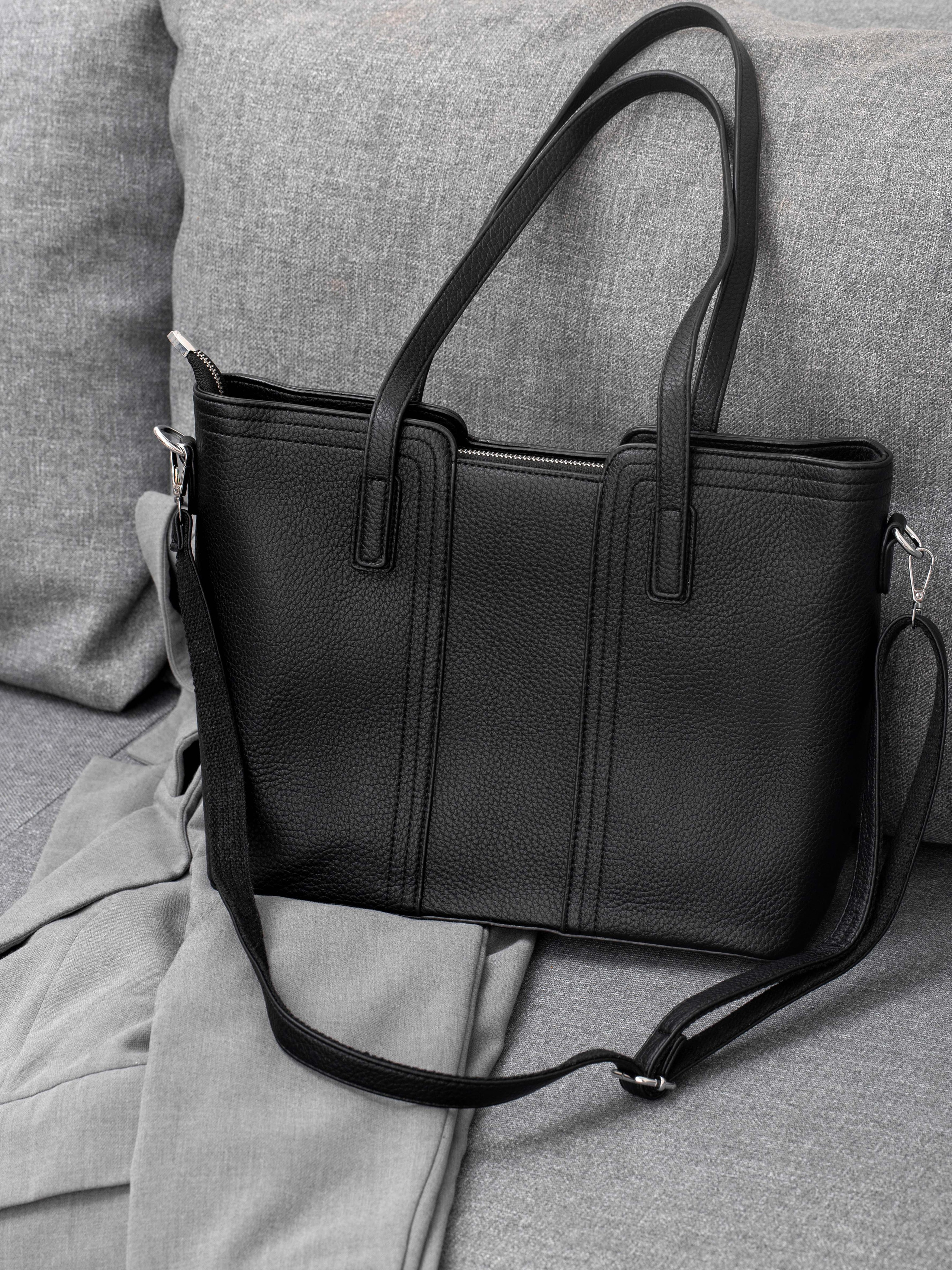 Сумки. Предметный и женский фотограф в Новосибирске