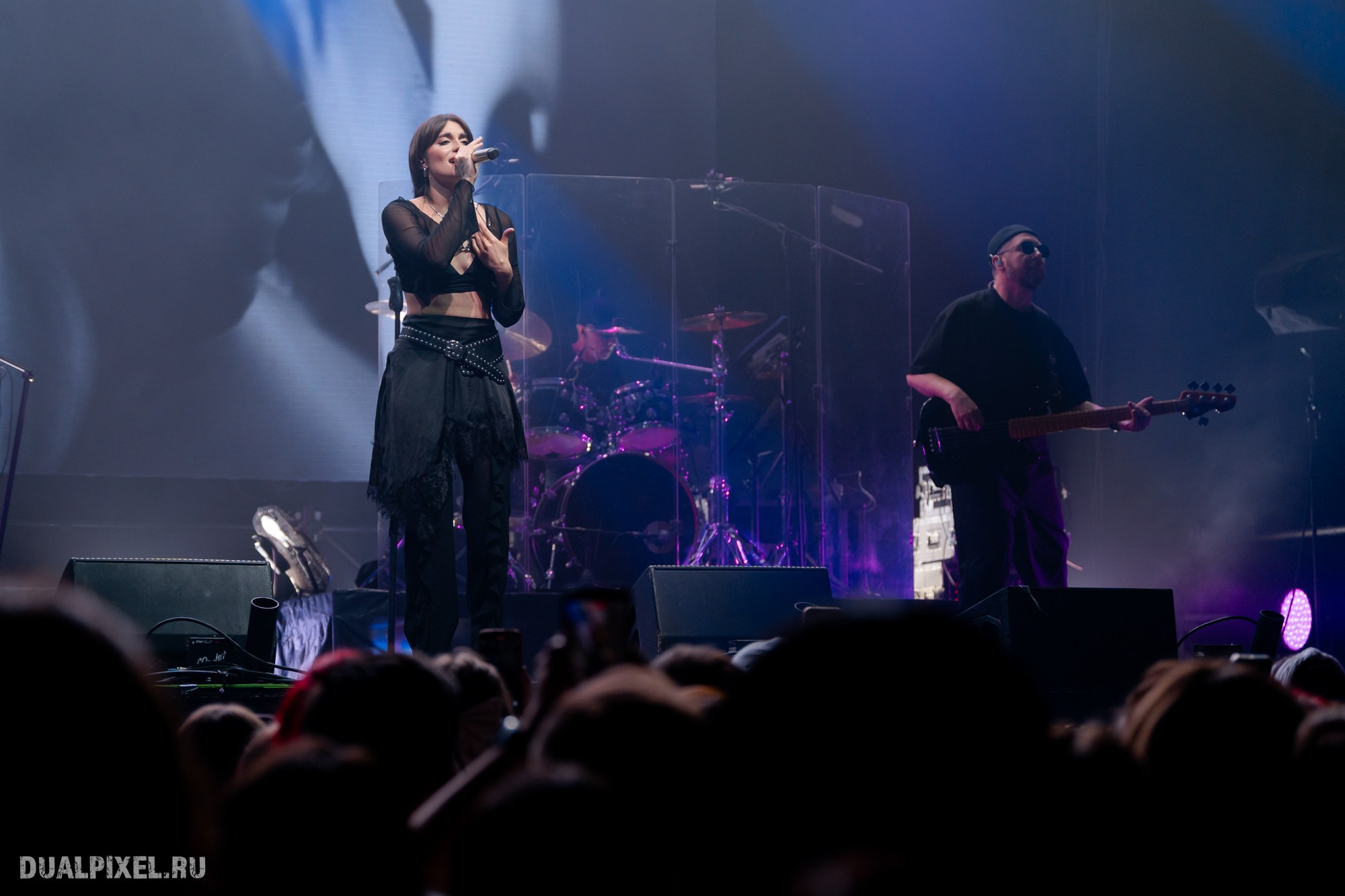 Mona. Магия музыки в кадре: Концертная Фотография