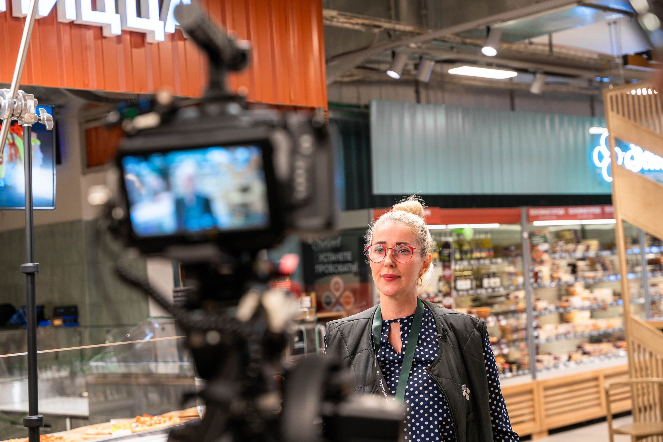 Съемка рекламы сети магазинов Перекресток. Репортажный Фотограф Александр Казин