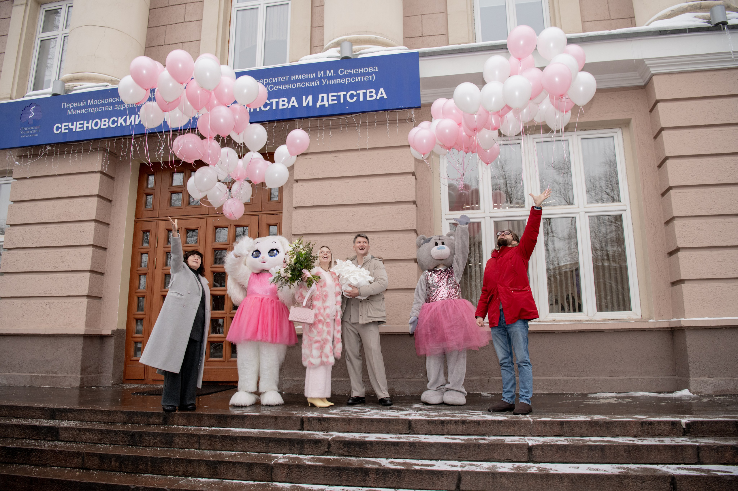 Выписка Киры. Снегиревка. Фотограф на выписку из роддома в Москве и МО