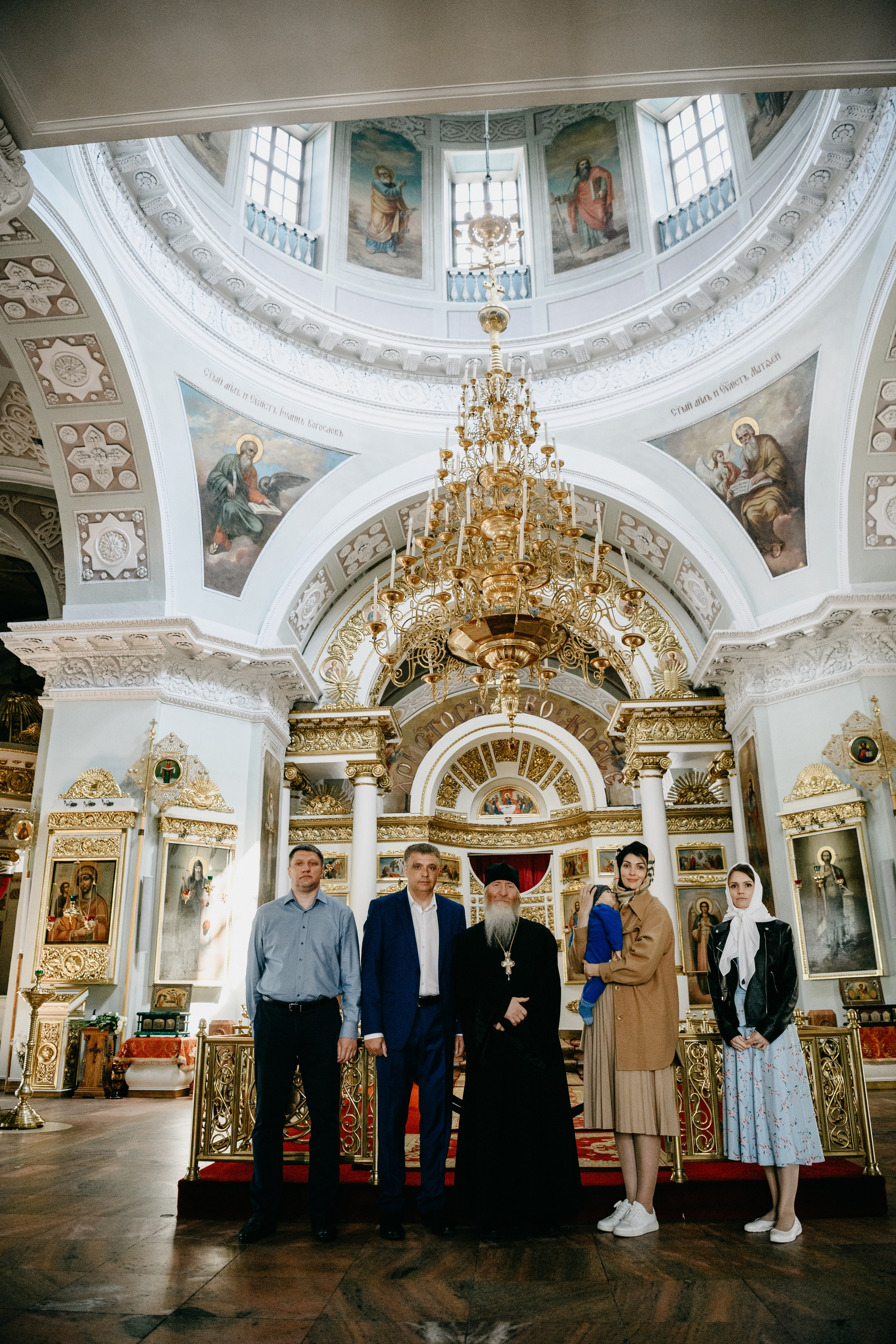 Крещение Александра. Фотограф на выписку из роддома в Москве и МО