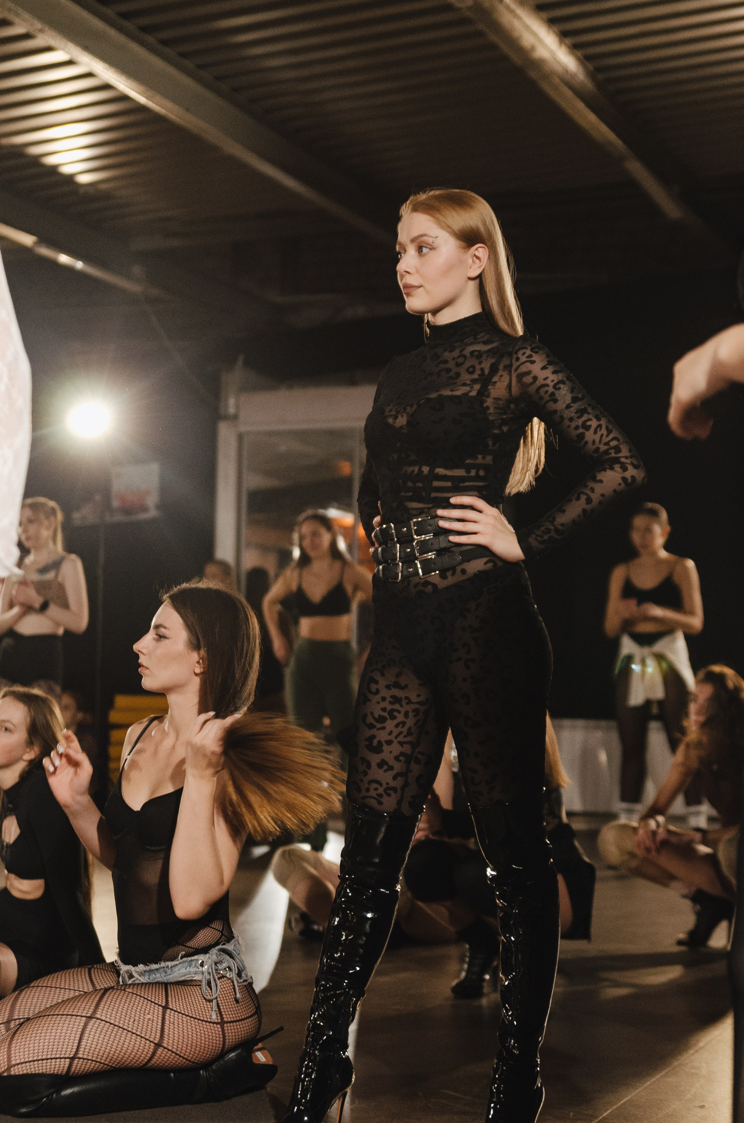 Мастер-классы по High Heels/Girly hip-hop от Оксаны ATTA. Денисова Аля — фотограф для парных съемок и индивидуальных историй в Барнауле