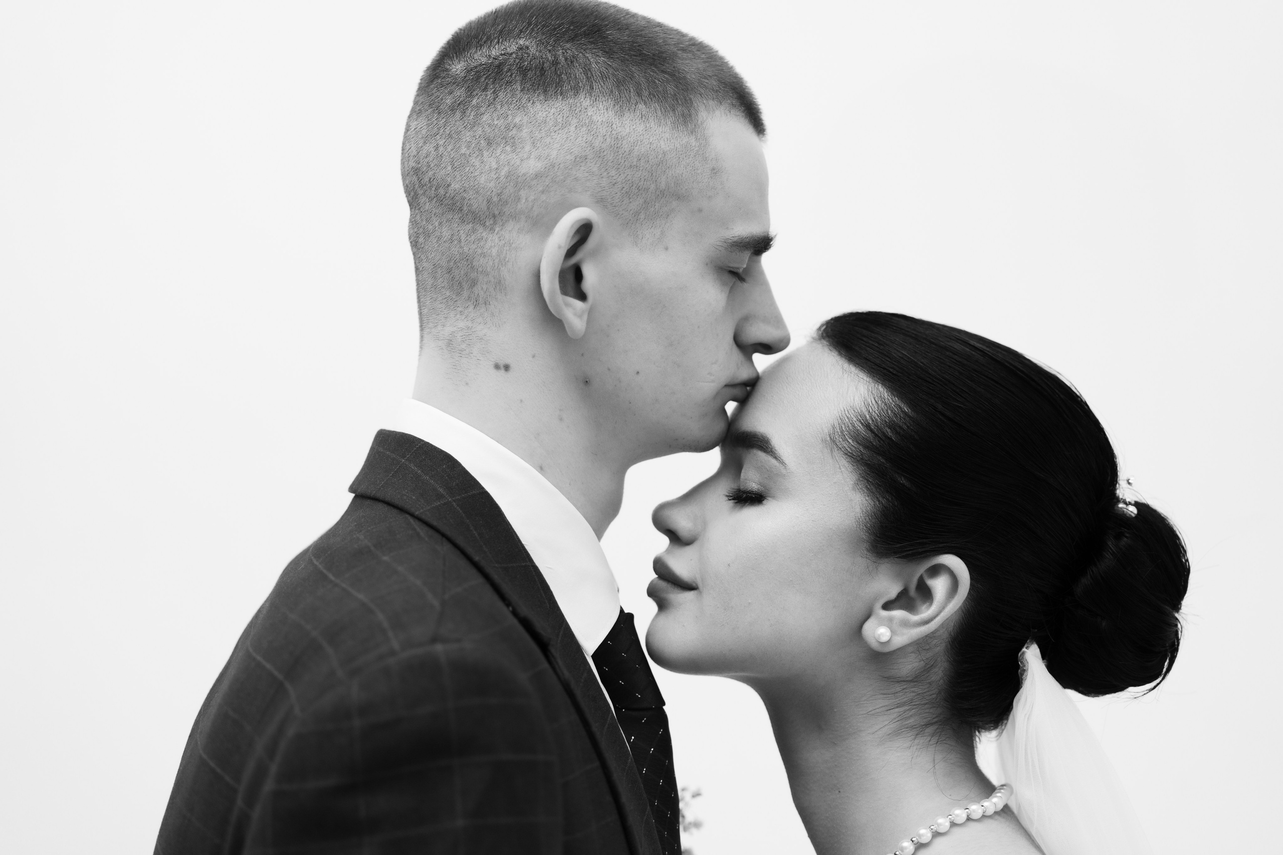 Валентин и Карина. Студийная съемка. Свадебный фотограф Москва