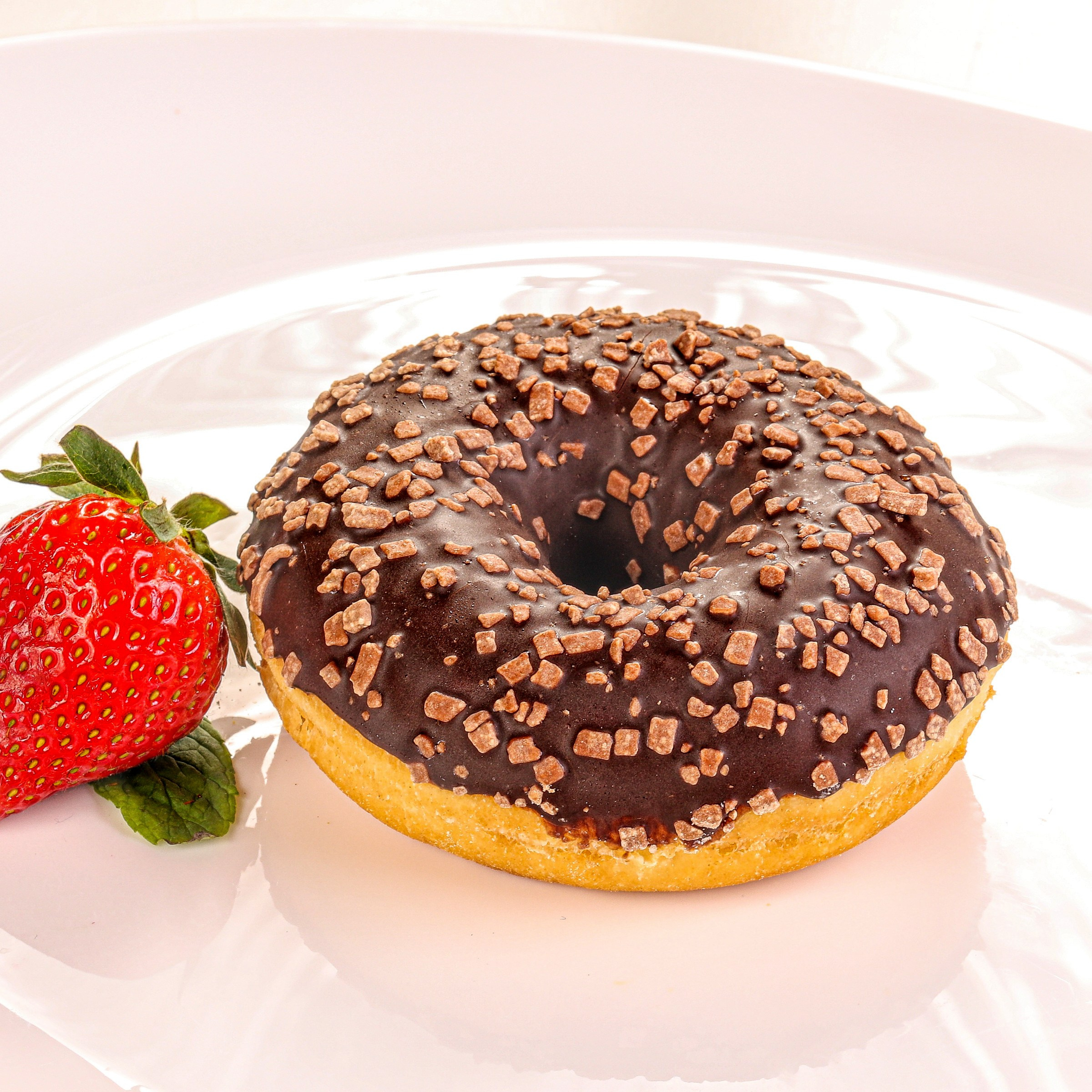 Фотосъемка десертов и выпечки. Заказ по тел.: +7 (906) 006-90-22. Фуд-фотограф Андрей Старостин — съемка еды в Москве. 9000 руб. в час