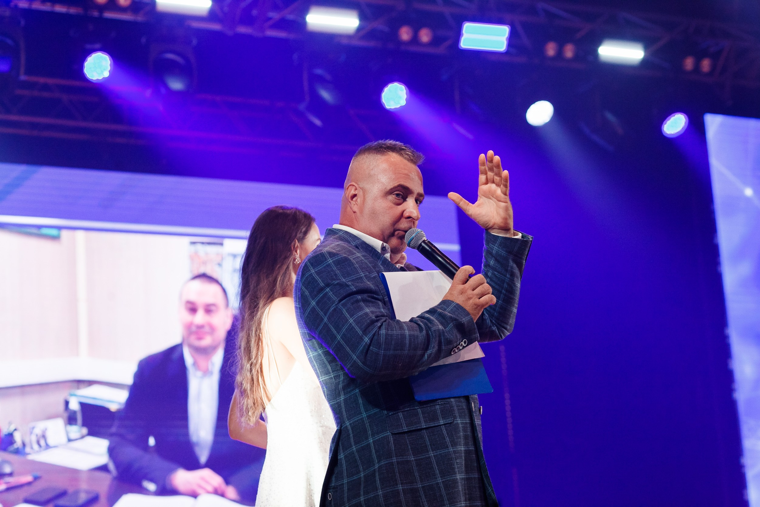 Юбилей фирмы «НЕФТЕЗАВОДМОНТАЖ». Свадебный и детский фотограф в Волгограде Слава Белов