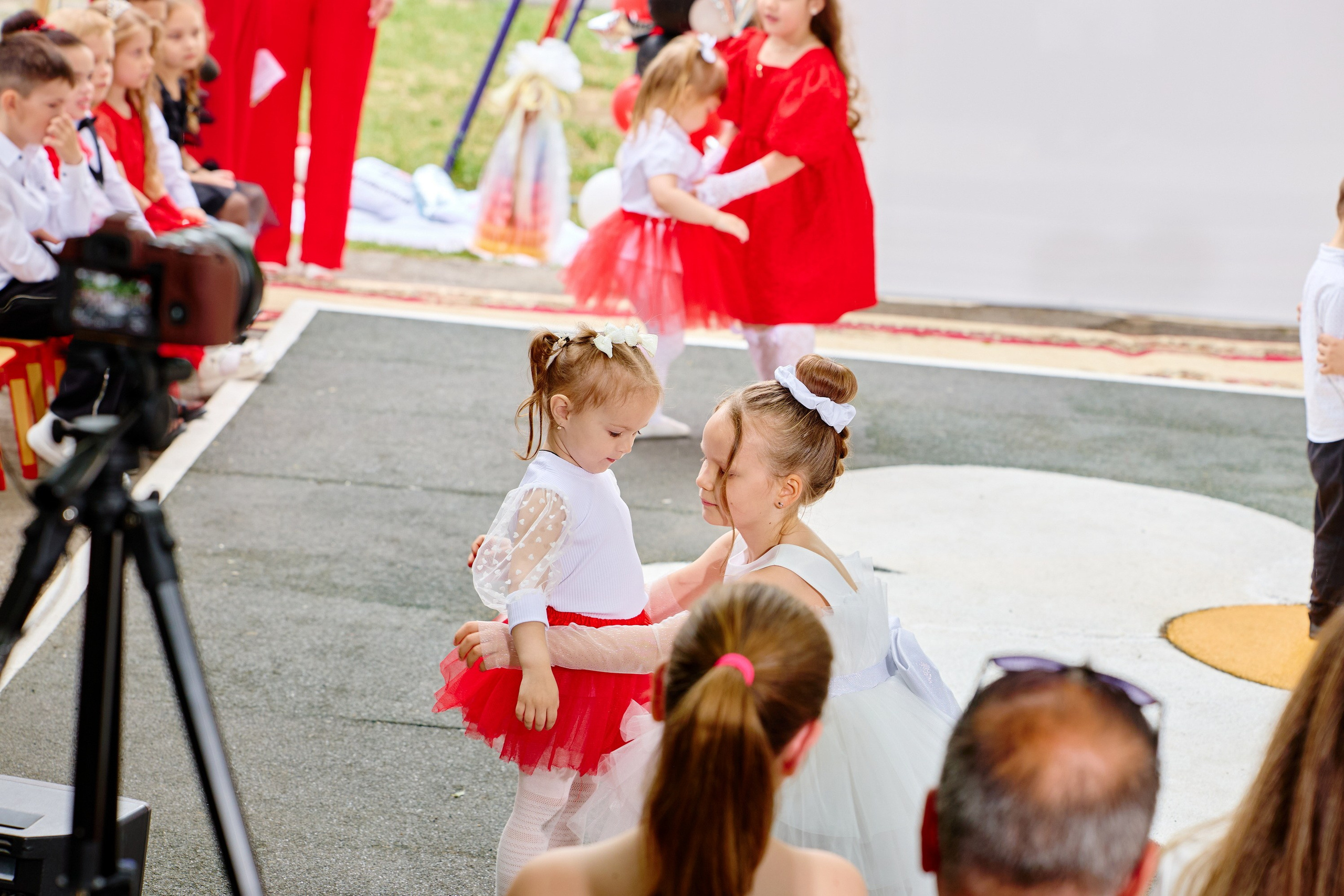 Выпускной 45 сад. Фотограф Выпускные альбомы Таганрог Сергей Коробченко