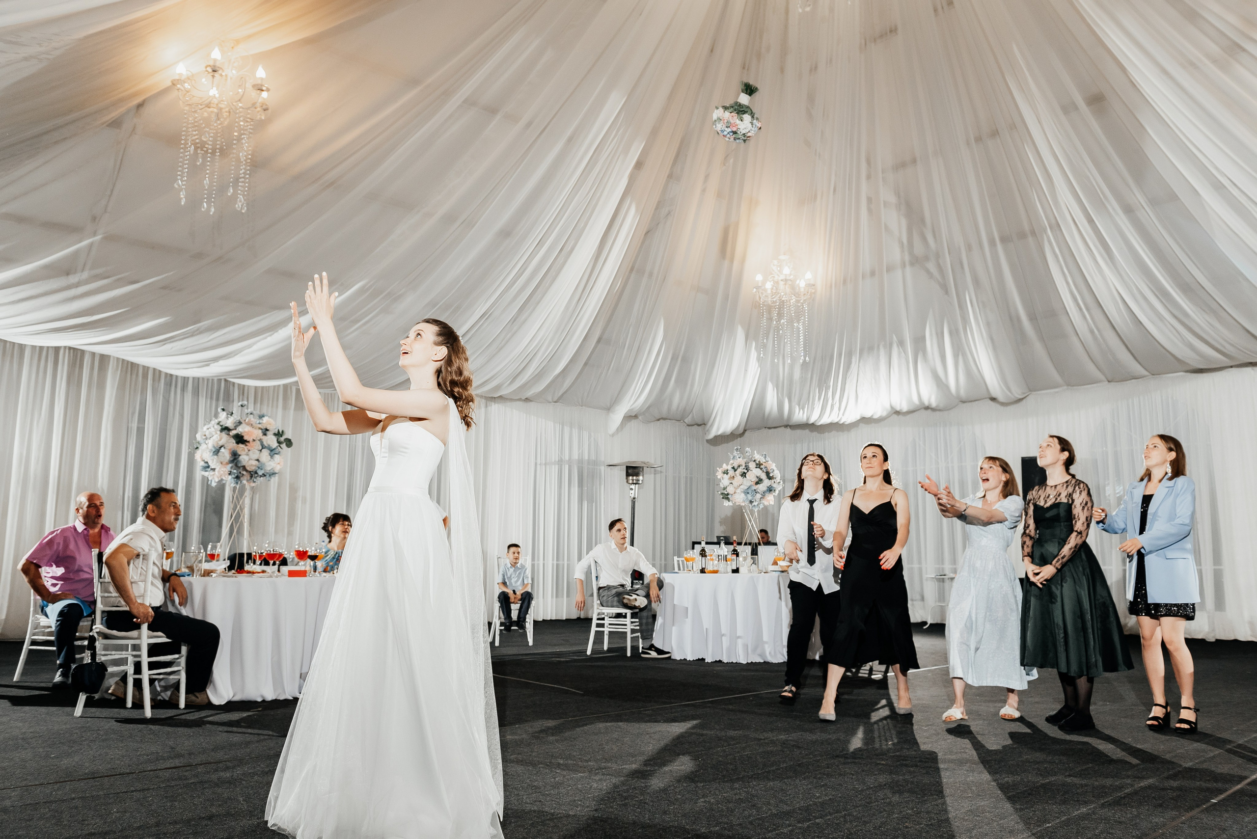 Свадебный фотограф в Екатеринбурге. Свадебная фотосъемка. Свадебный фотограф в Екатеринбурге