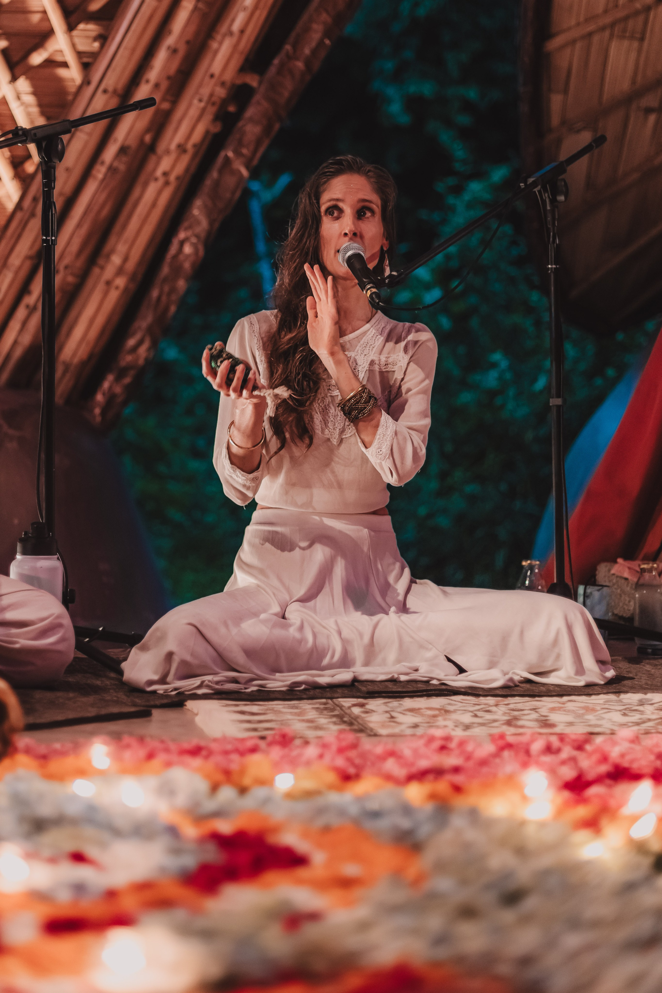 Bhakti Bliss kirtan at Alchemy. Mariam Bagdasaryan