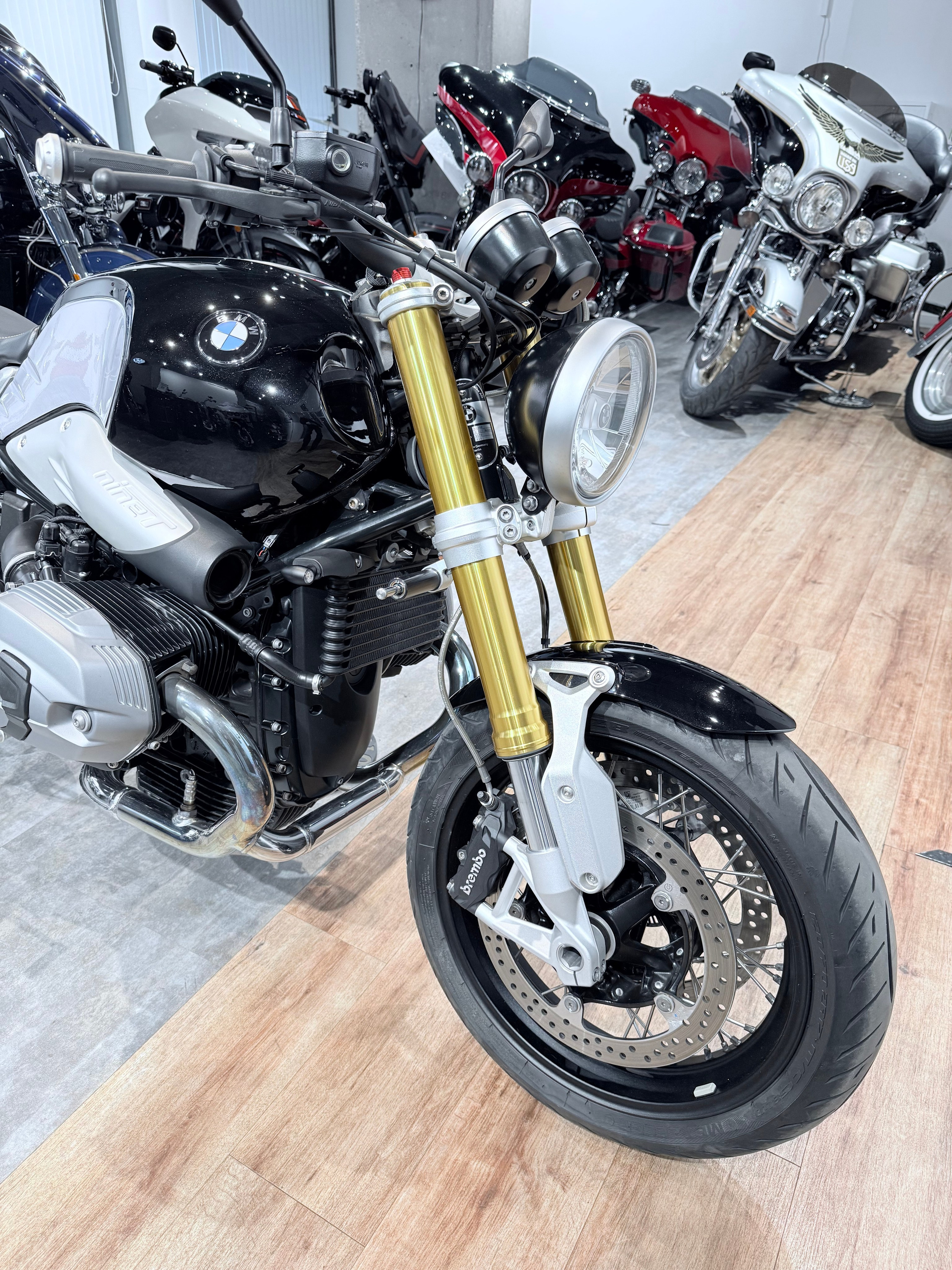 BMW R Nine T Black Storm. Hello Davidson, Москва. Только хорошие мотоциклы…