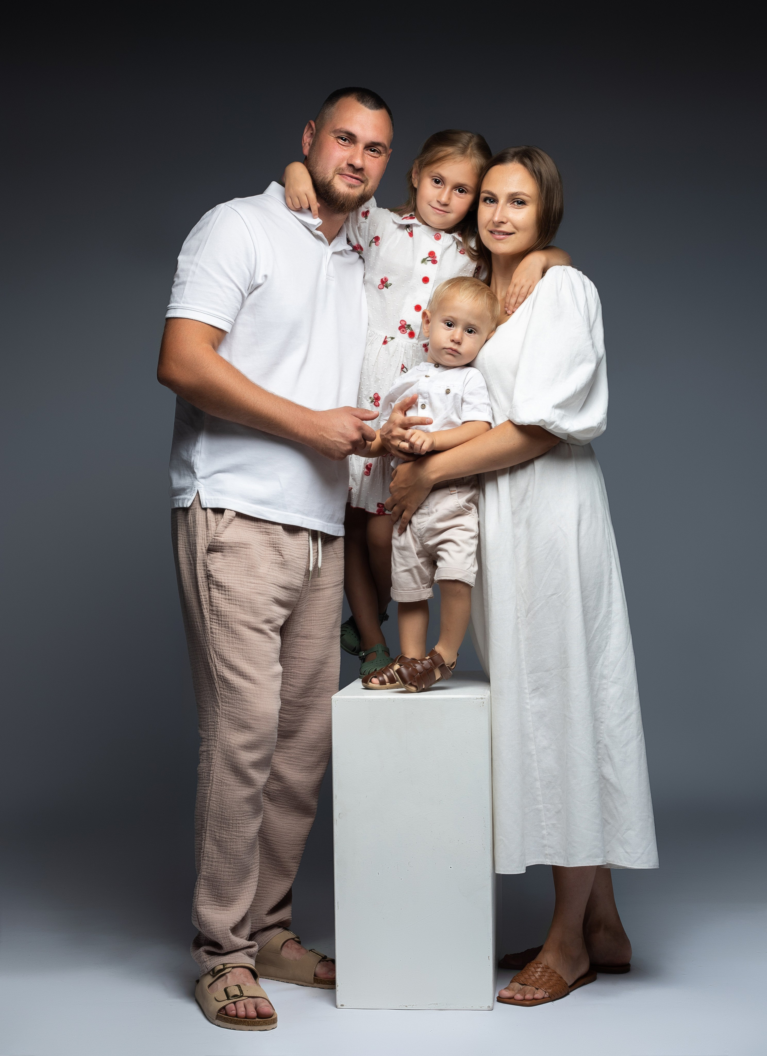 Семья Сорокун. Ирина Болотова фотограф в стиле Vogue в городе Старый Оскол