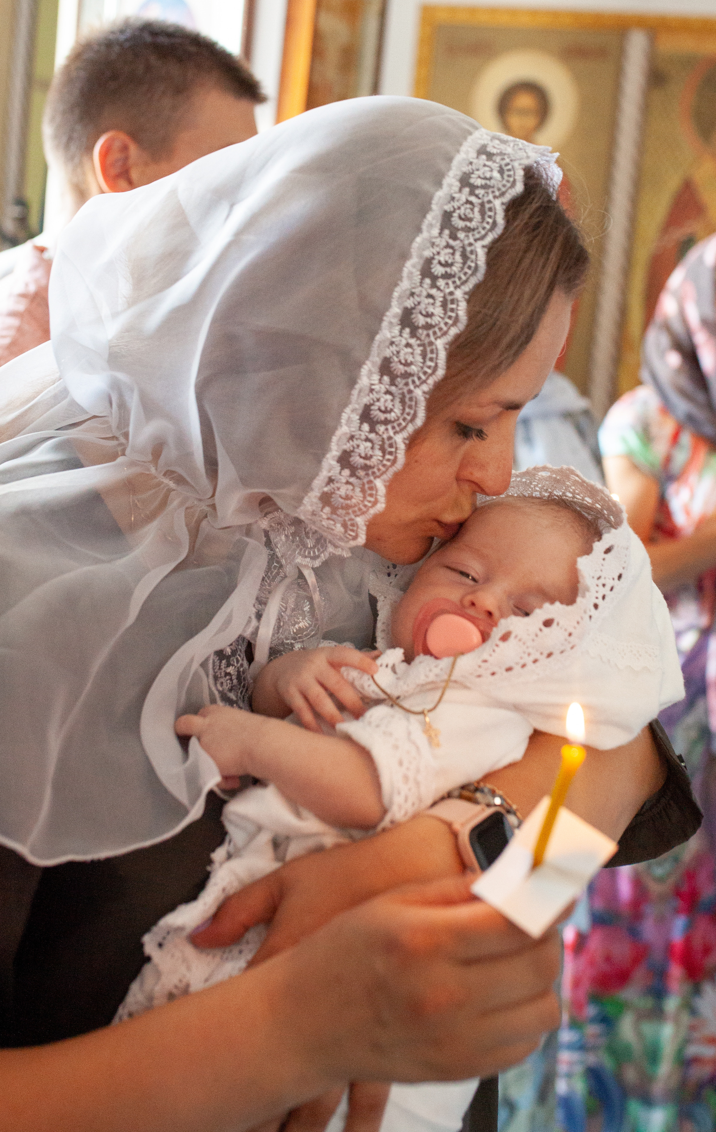Съемка крестин. Фотограф новорожденных и семей с детьми Севастополь